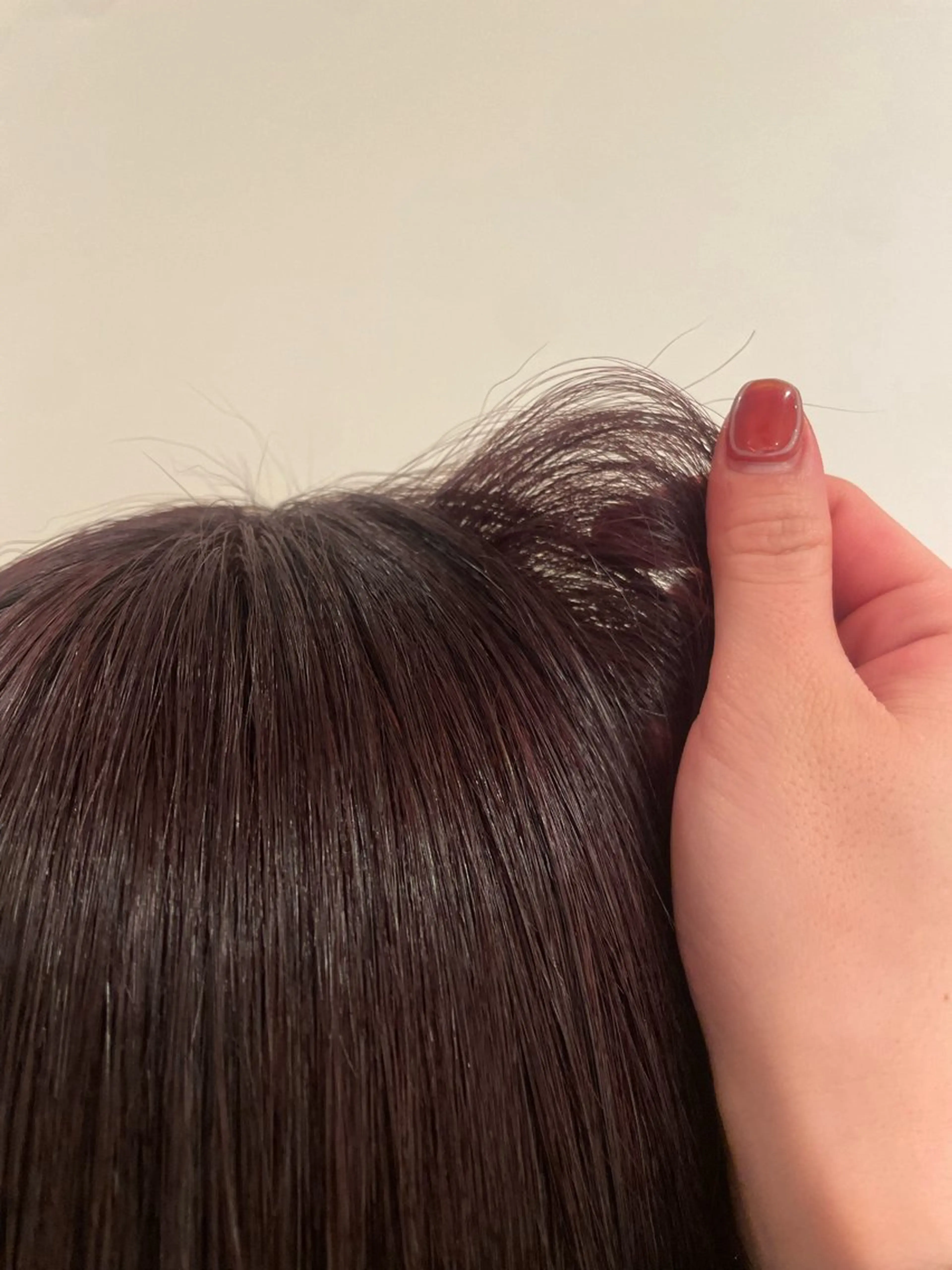 ミディアム ホリグチ ルナのヘアスタイル