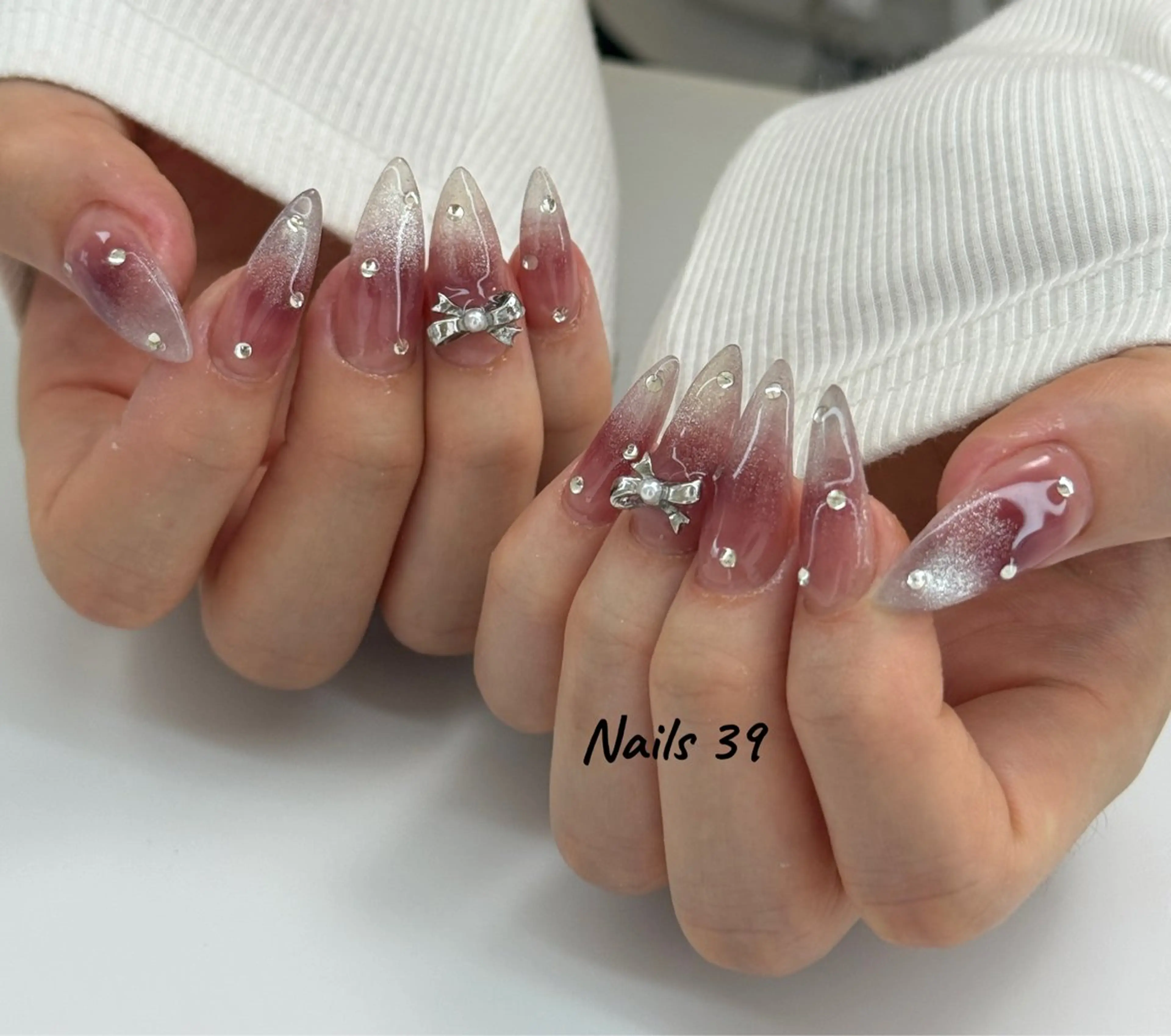 ネイル ハンドネイル ハンドケア Nails 39のネイルデザイン