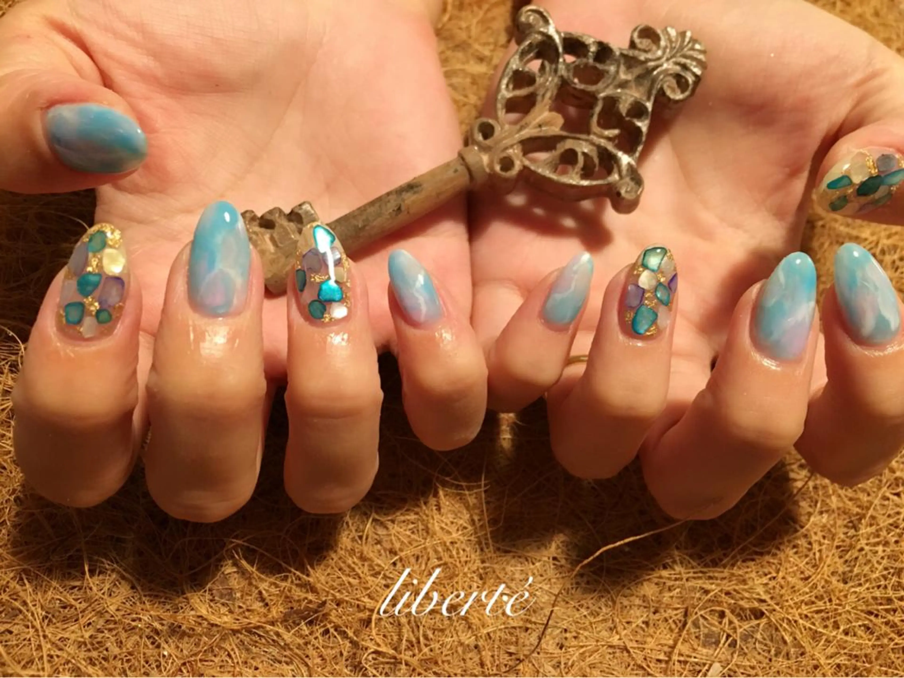 ネイル liberté (リベルテ)のネイルデザイン