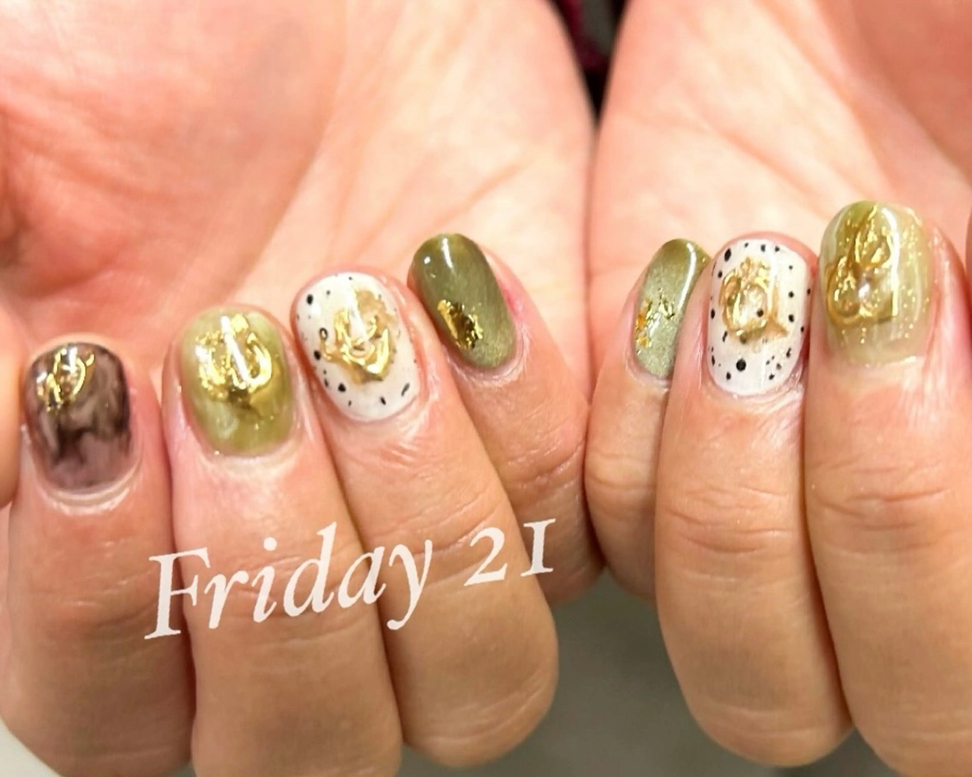 ネイル ネイルサロン Friday 21のネイルデザイン