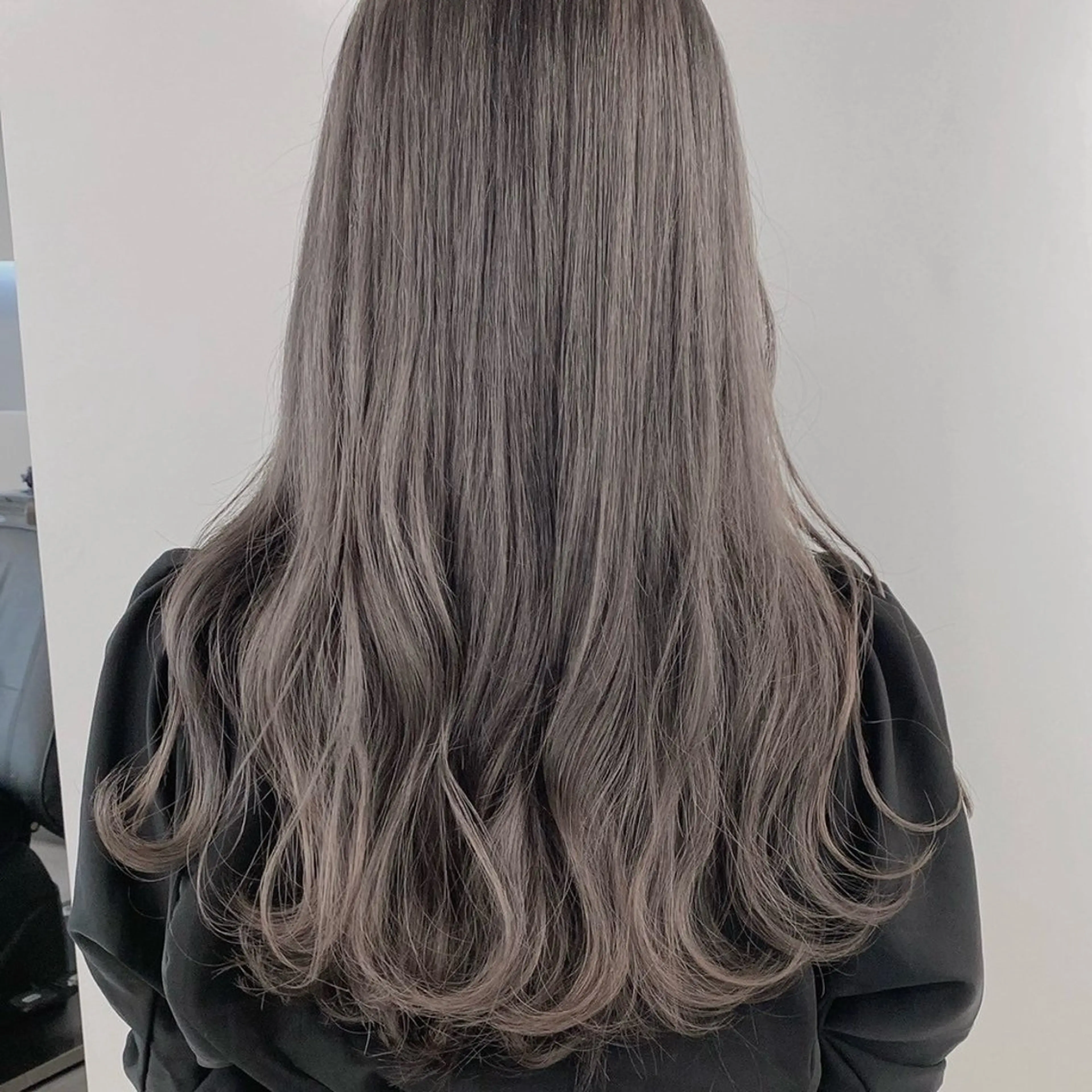 ロング カラー ヘアカラー 透明感/グレージュ/ ベージュ/るな🪽のヘアスタイル