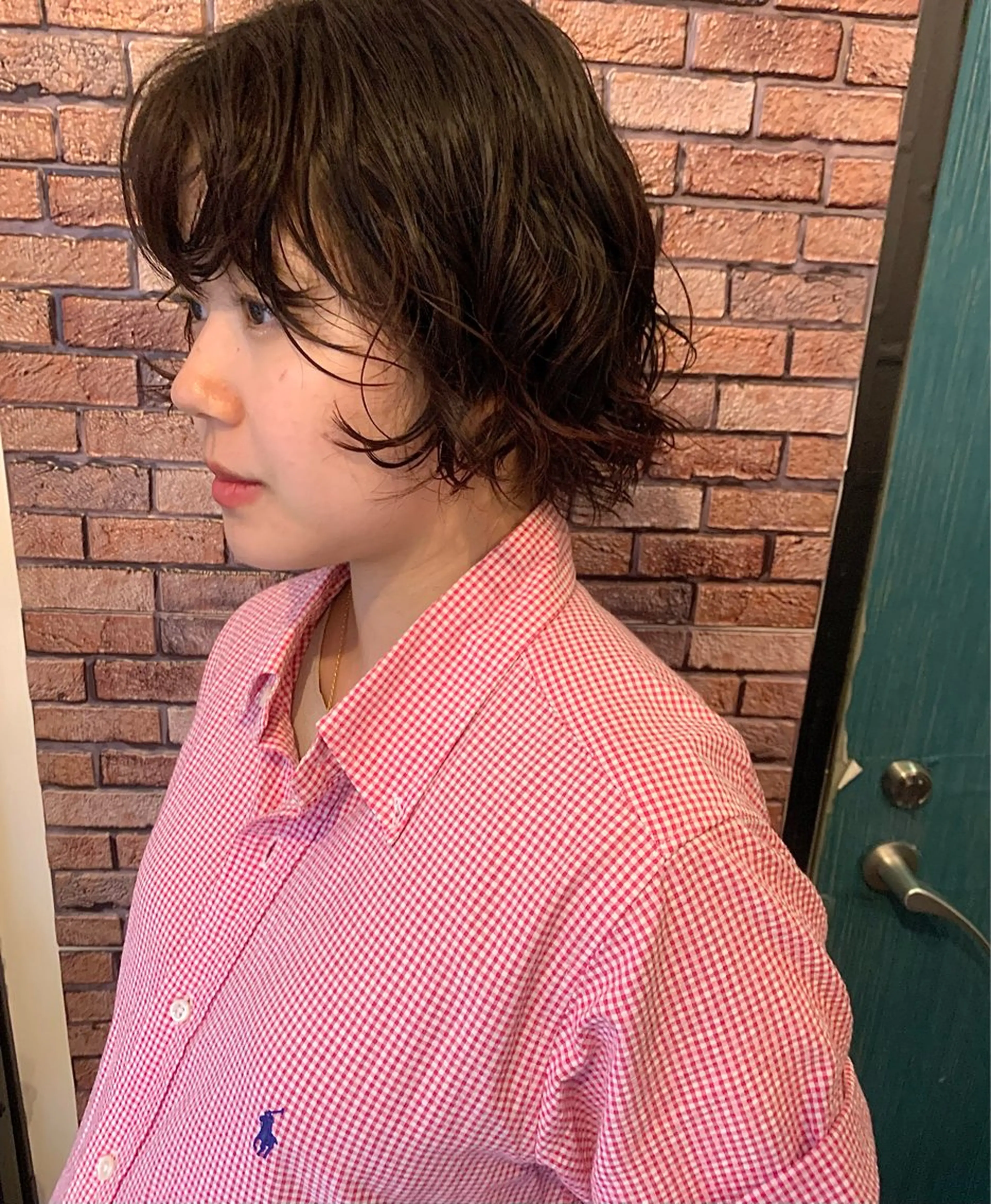 ショート パーマ ショートボブ ボブ 伸ばしかけ ショートヘア ブリーチカラー アンブレラカラーのヘアスタイル