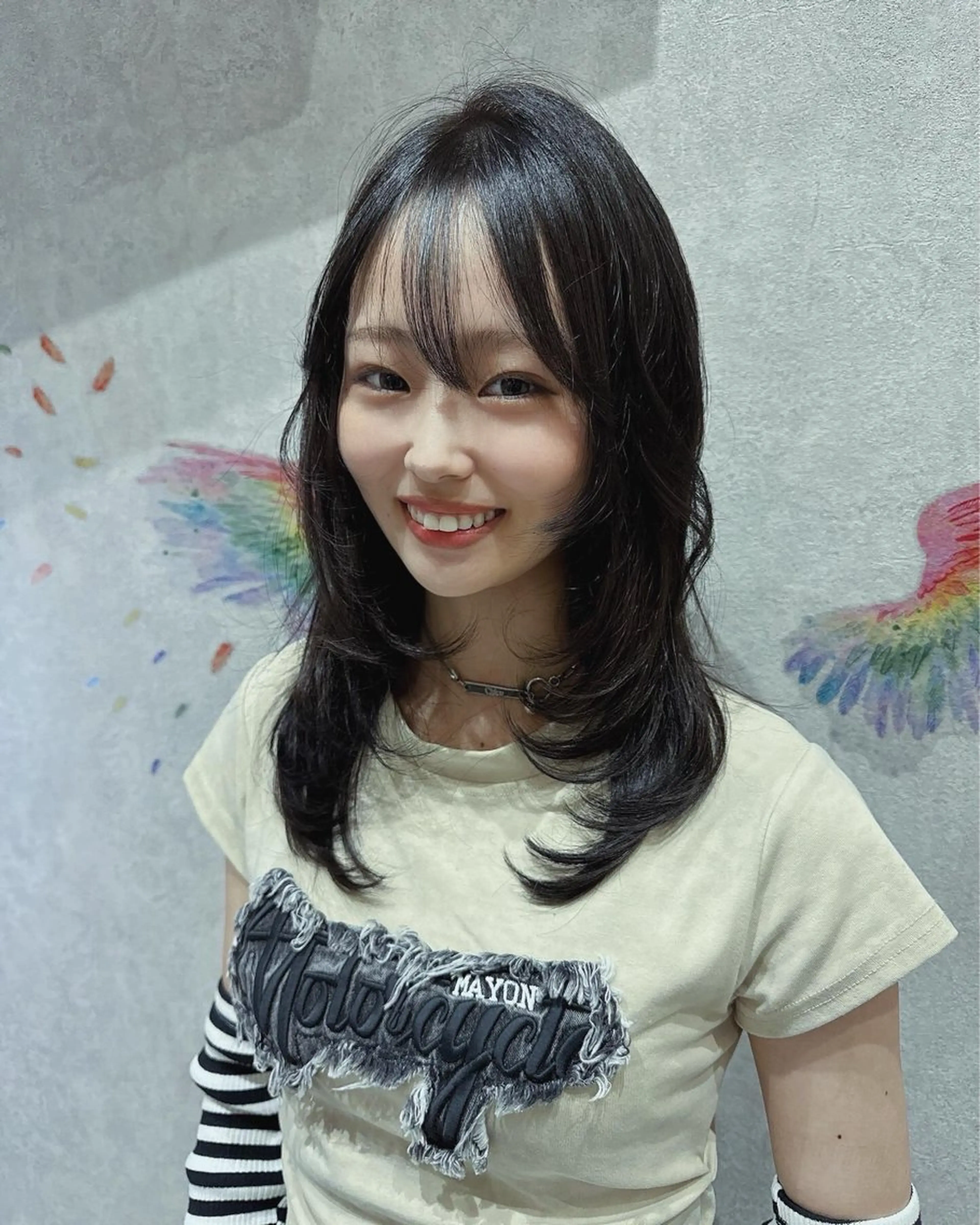 ミディアム 顔周りカット レイヤーカット ウルフカット カット 韓国ヘアー🦄ྀི オタク美容師🌈山本のヘアスタイル