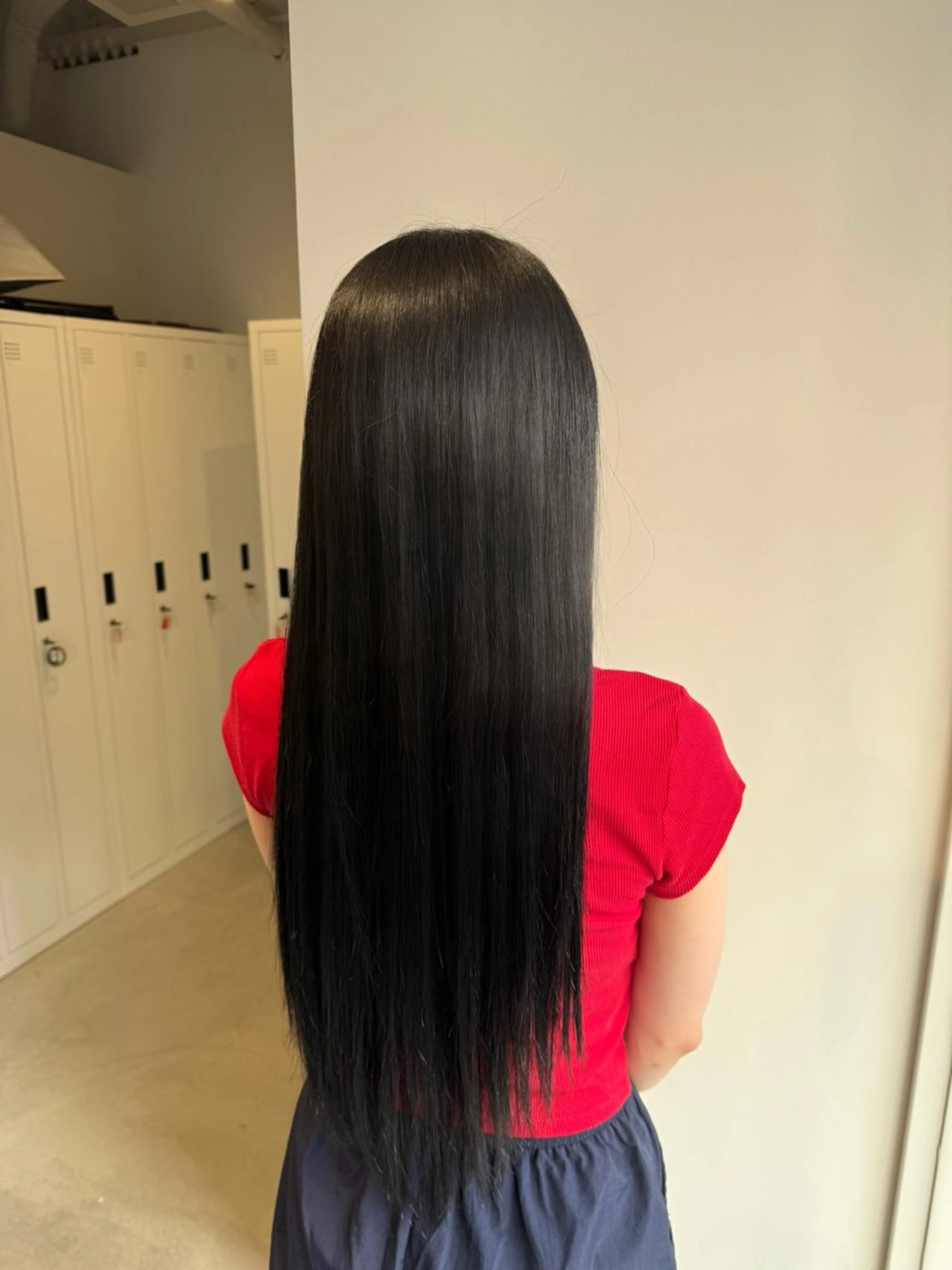 ロング 井手上 陽菜のヘアスタイル