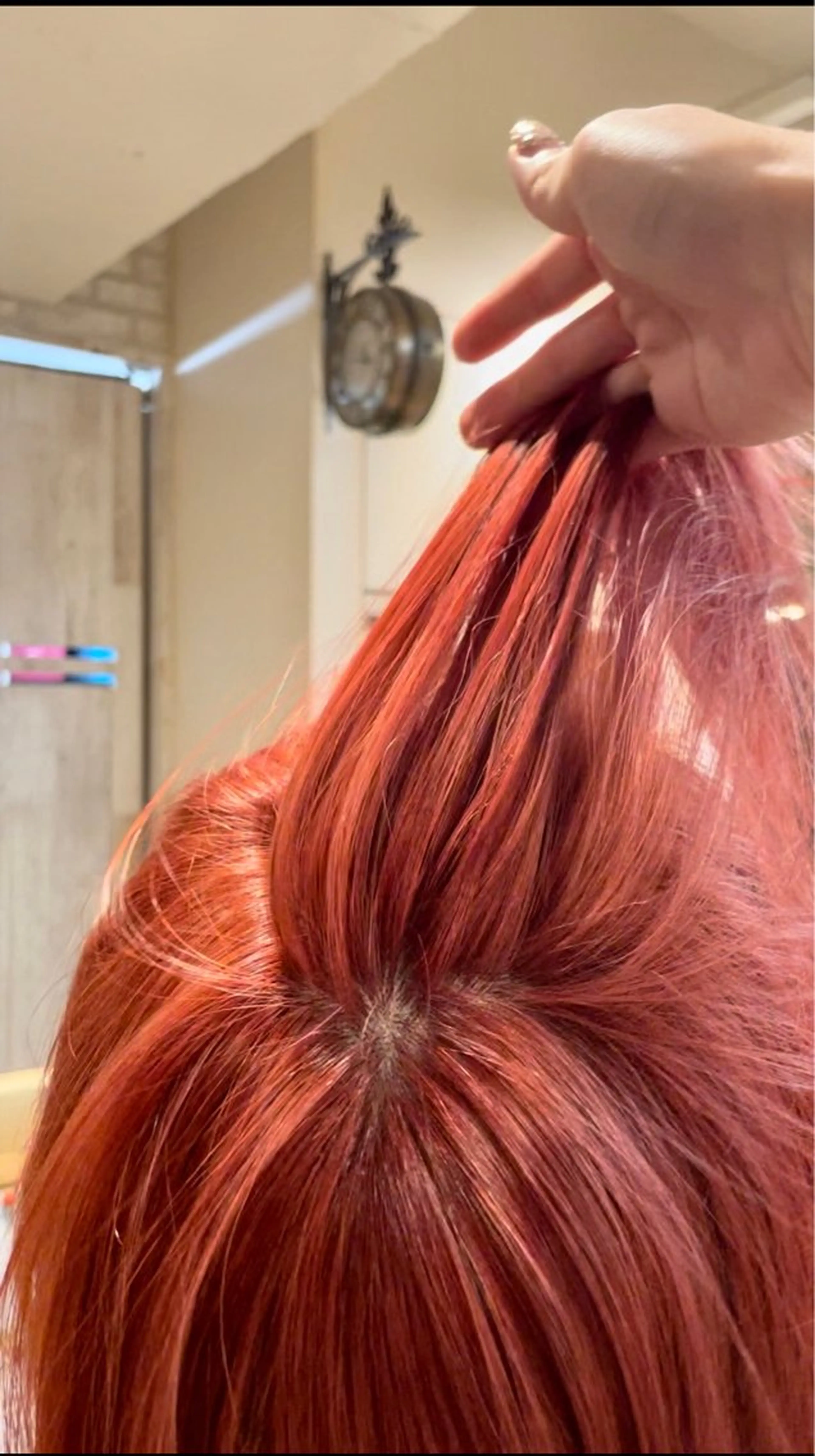 ショート カラー ブリーチ ダブルカラー オレンジ レッドカラー ✨横須賀髪質改善✨️ 加藤 百音のヘアスタイル