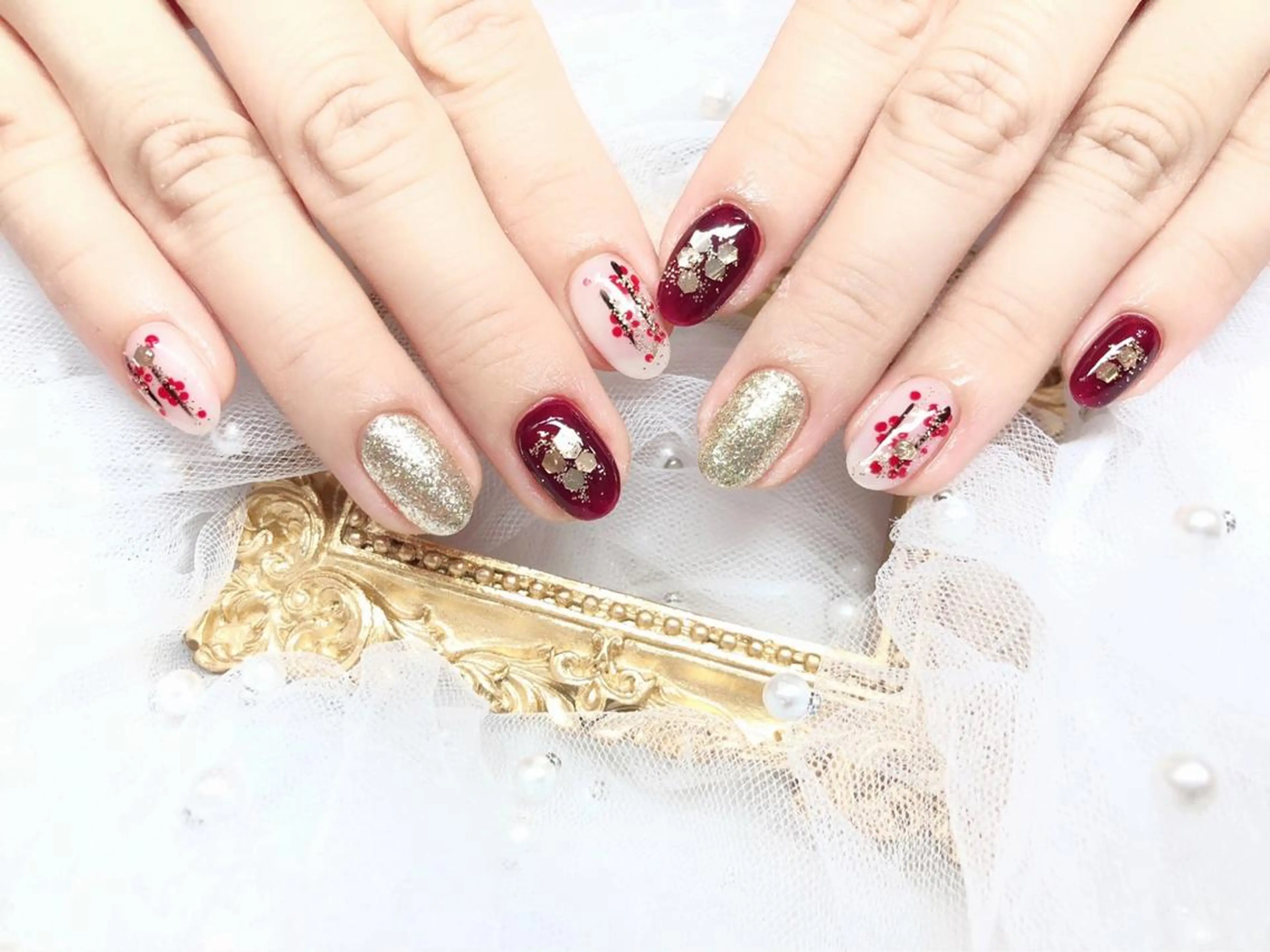 ネイル ハンドネイル マジック ミラーのネイルデザイン