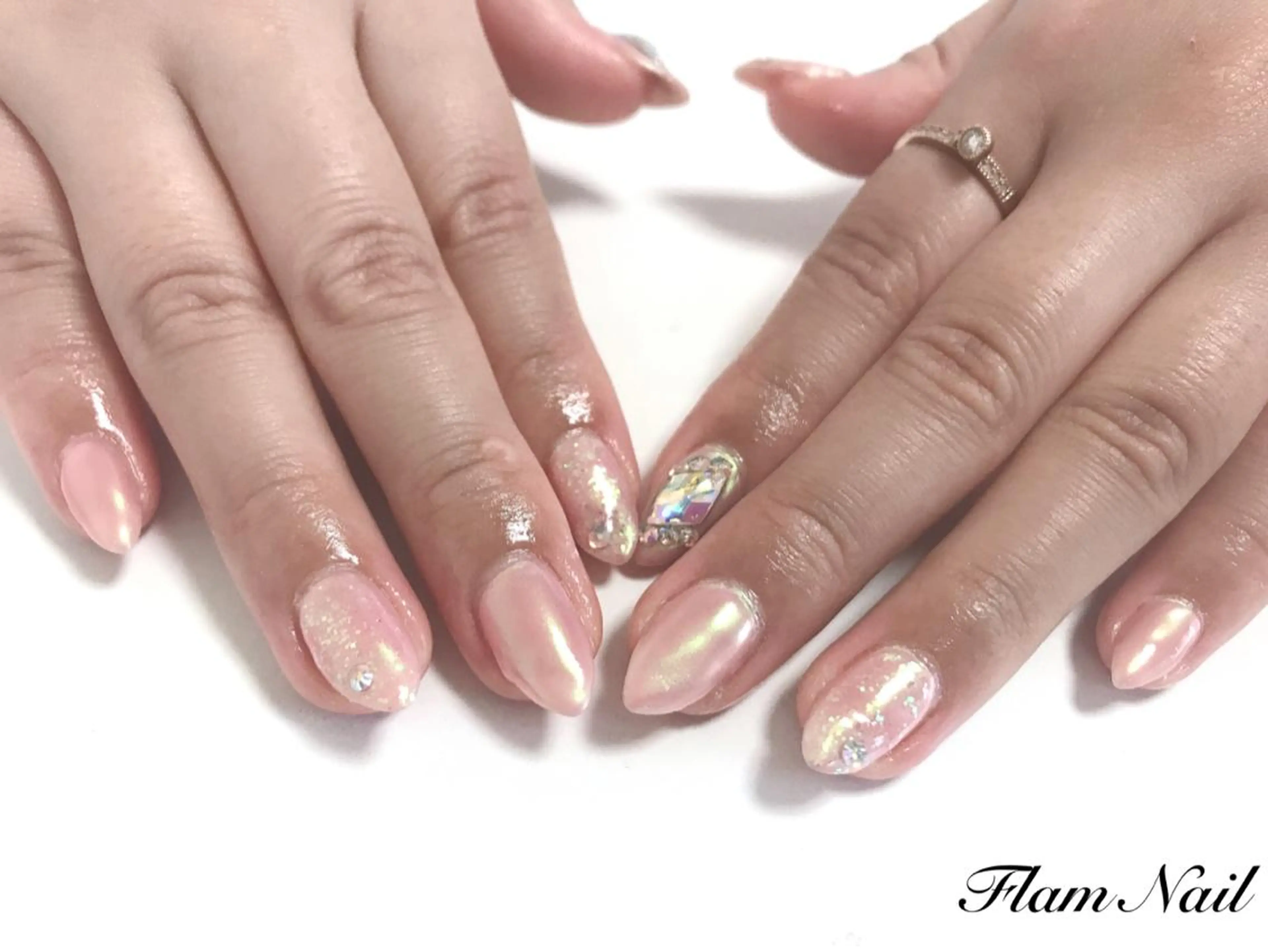 ネイル オーロラネイル ピンク Flam Nailのネイルデザイン