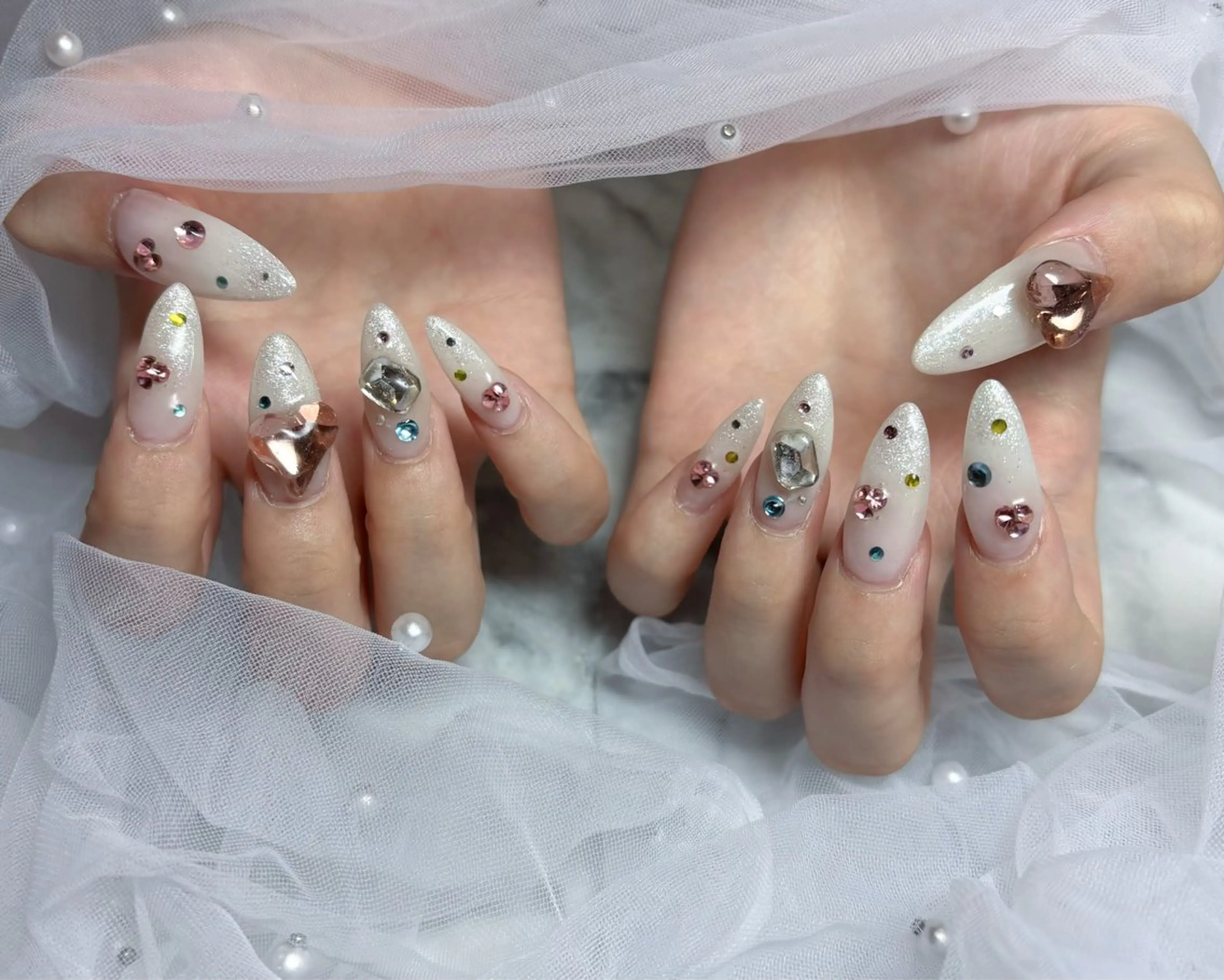 オフ無/有🩷チップ長さだし10本込み🍯持ち込みデザイン120分🎀🪄(6本アート)の写真