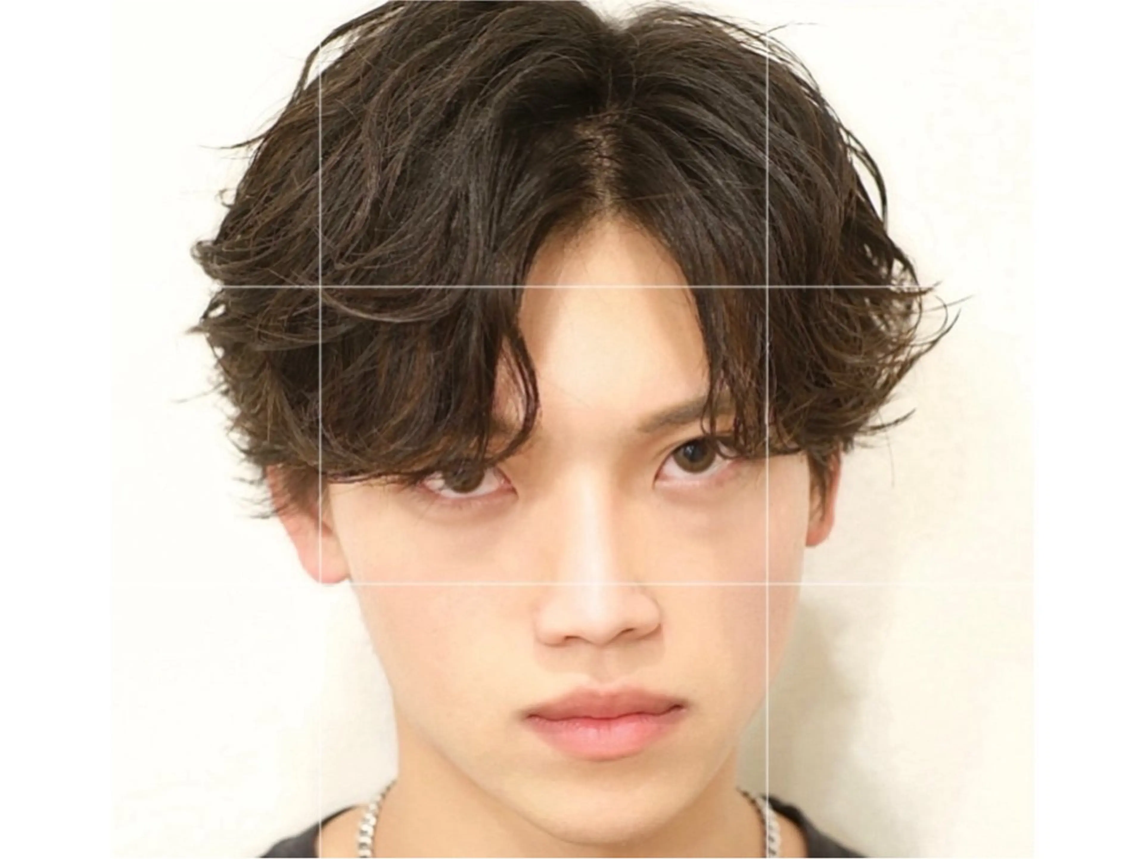 ミディアム パーマ メンズ ミディアムパーマ フェザーパーマ メンズパーマ カット パーマ ヘッドスパ 💐メンズ特化× パーマ💐早坂駆留のヘアスタイル