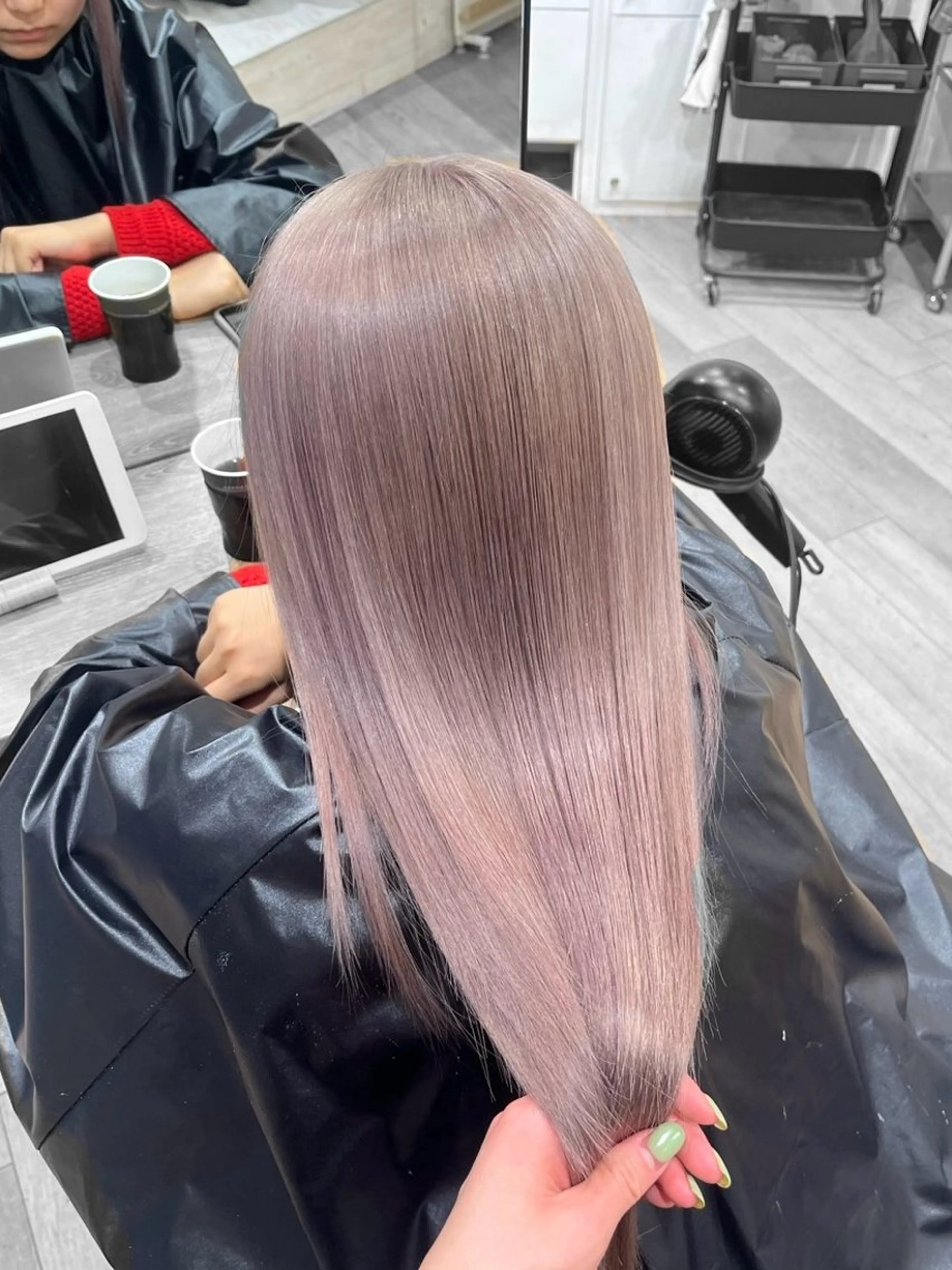 ロング カラー ベージュカラー ラベンダーカラー ラベンダーベージュ 🤎HAZUKI🤎 ハイトーン✨のヘアスタイル