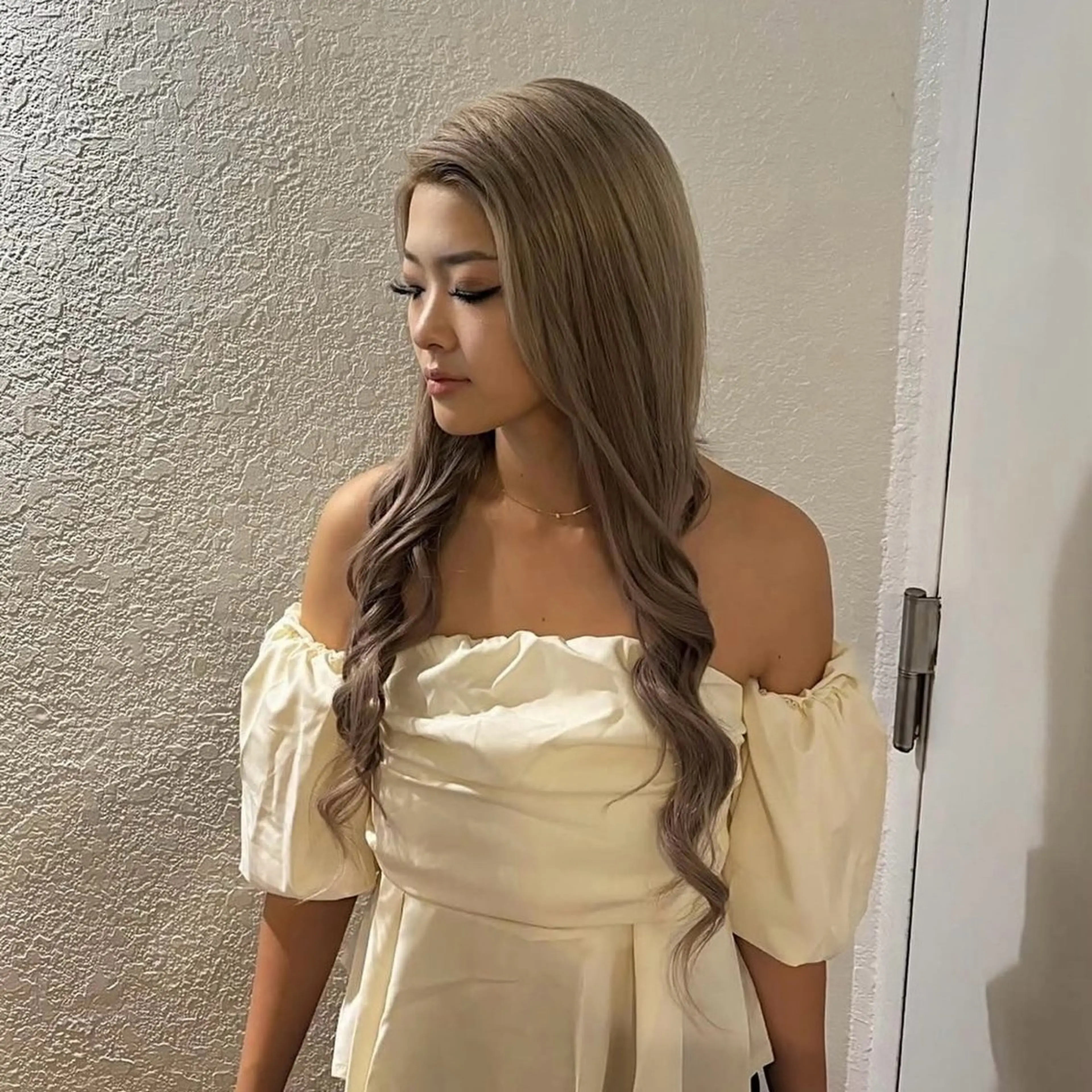 【MIRAN限定】カット・ブリーチ・キャラデコカラー・TOKIOトリートメントの写真