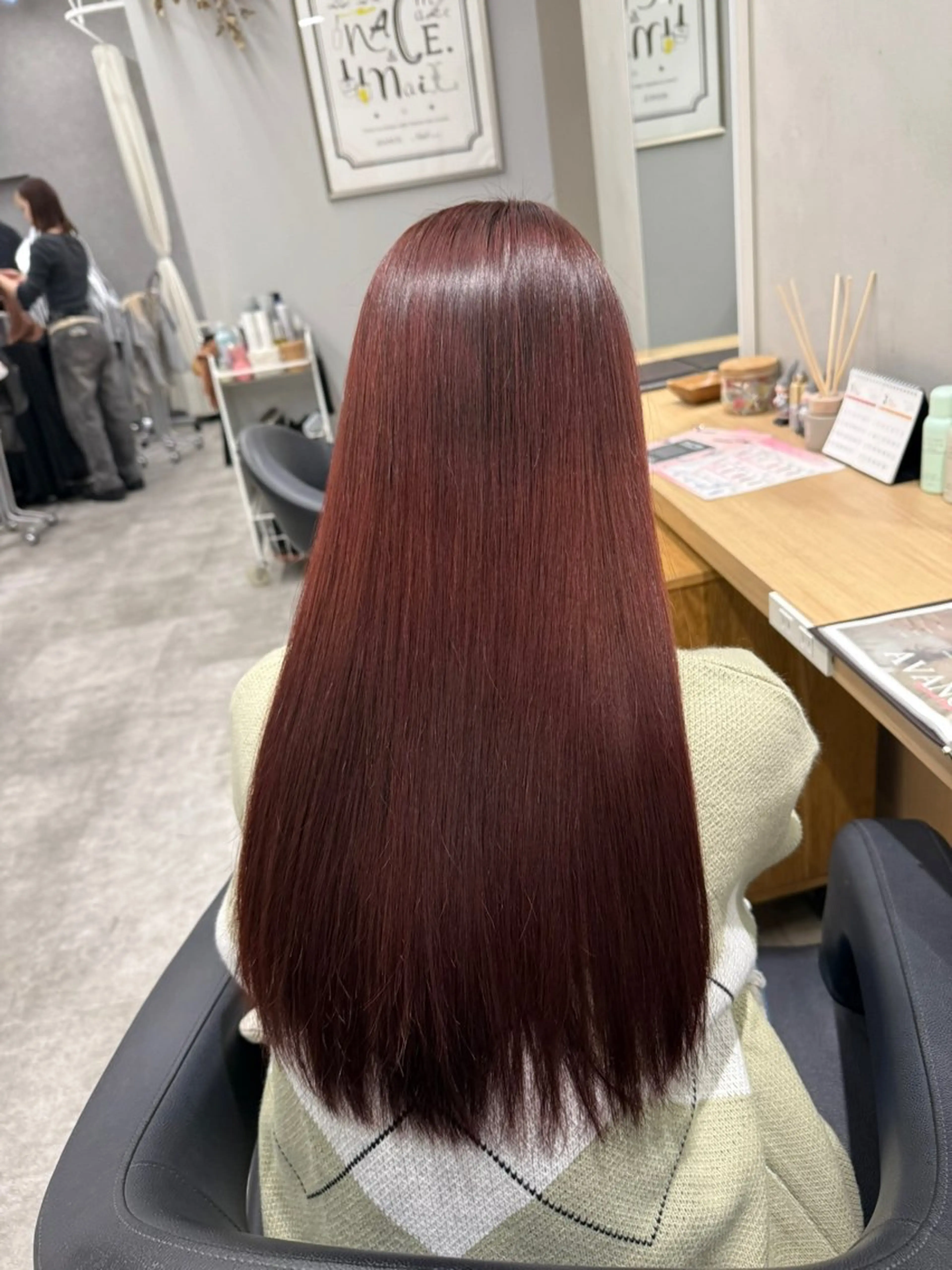ロング カラー ブリーチ ブリーチなしカラー レッドカラー 髪質改善 カット ヘアカラー 巻ける髪質改善🫧ハ イライト/永田汰伊智のヘアスタイル