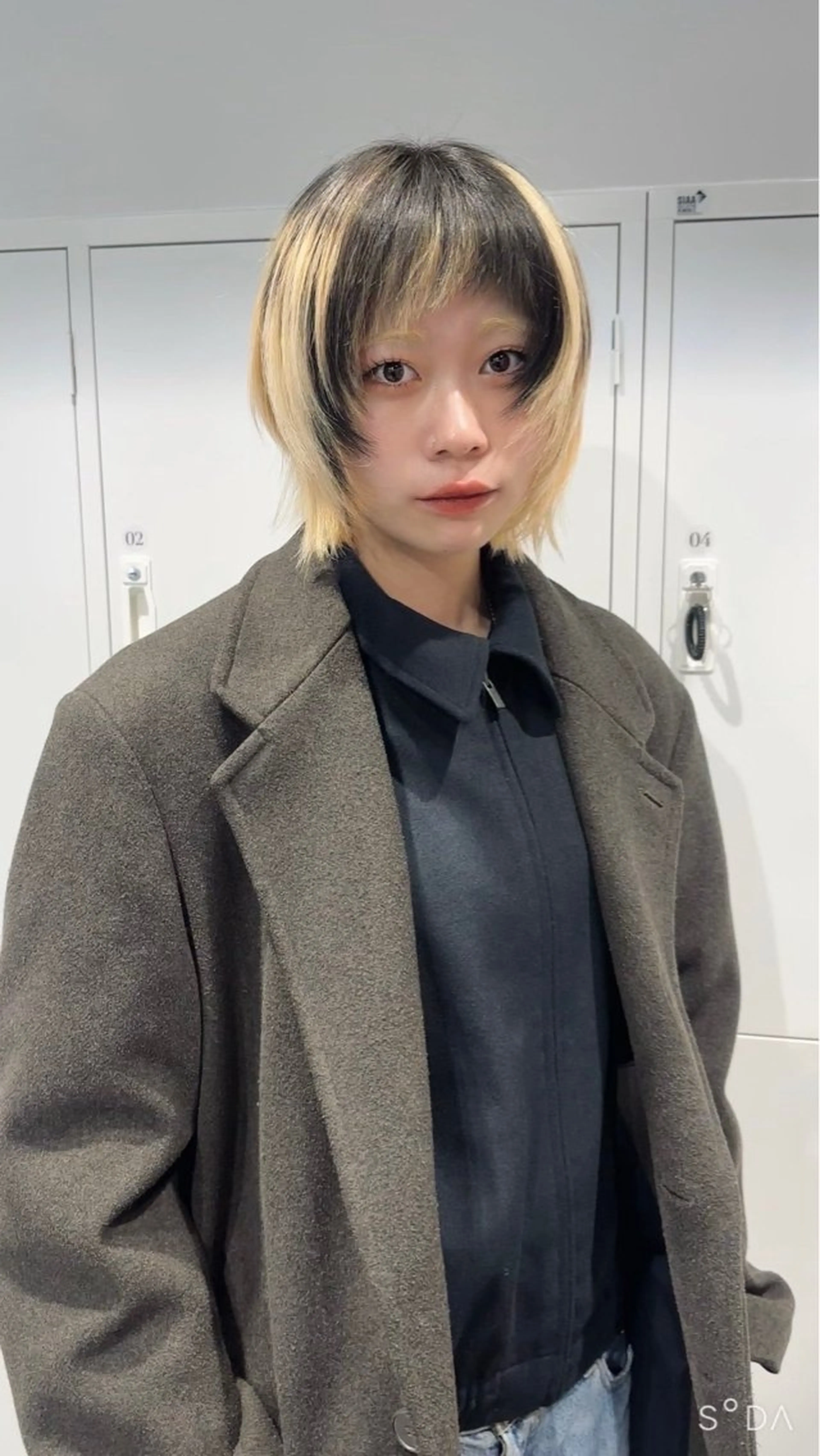 【ウルフカット】+【ブリーチ】+【前処理付きケアカラー】+【3ステップ トリートメント】の写真