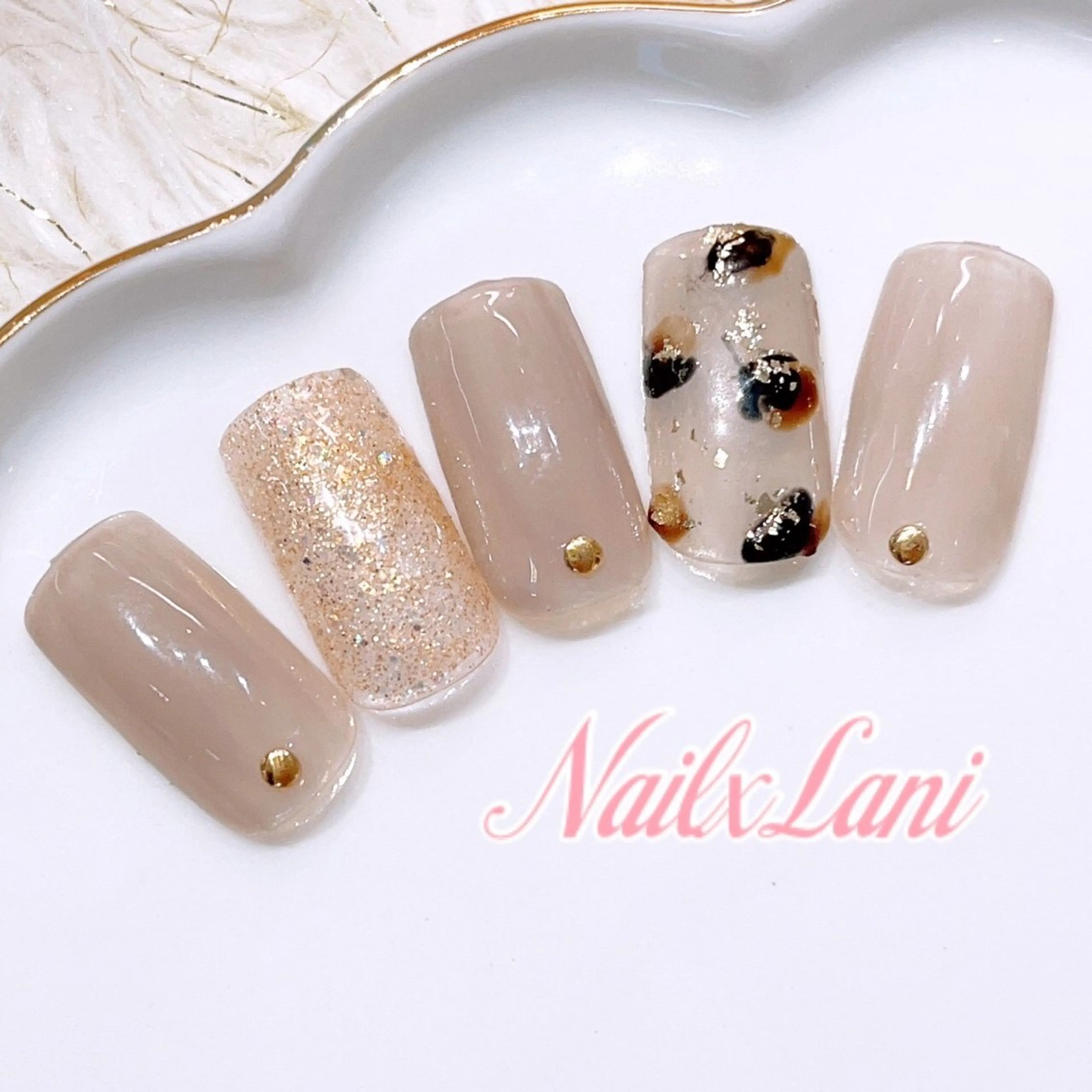 ネイル 練馬駅近ネイルラニ 不細工爪90分で美爪のネイルデザイン