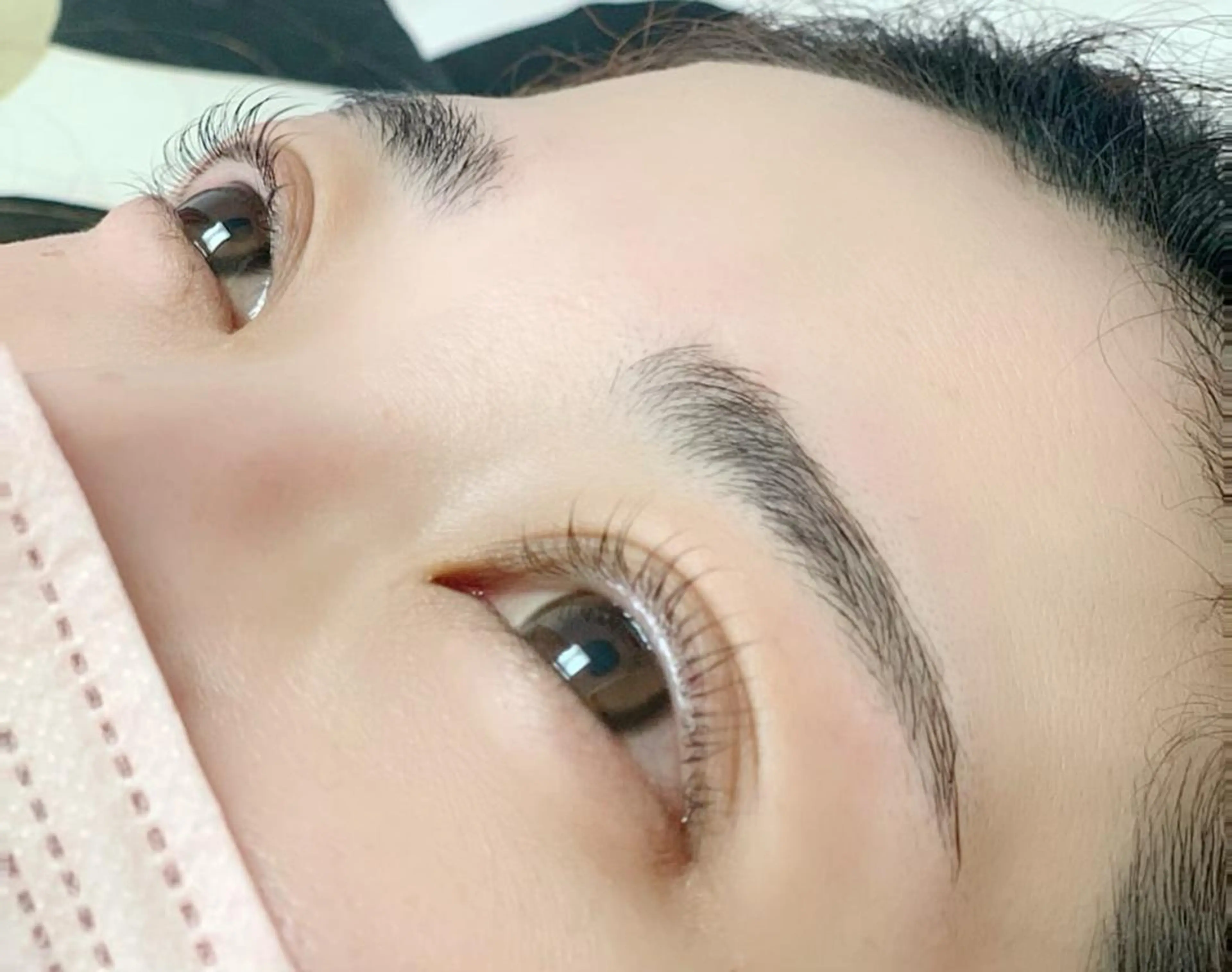 【ご新規様価格】まつ毛パーマ×美眉ブロウリフト×眉ワックス脱毛(施術前後のトリートメント&コーティングつき)の写真