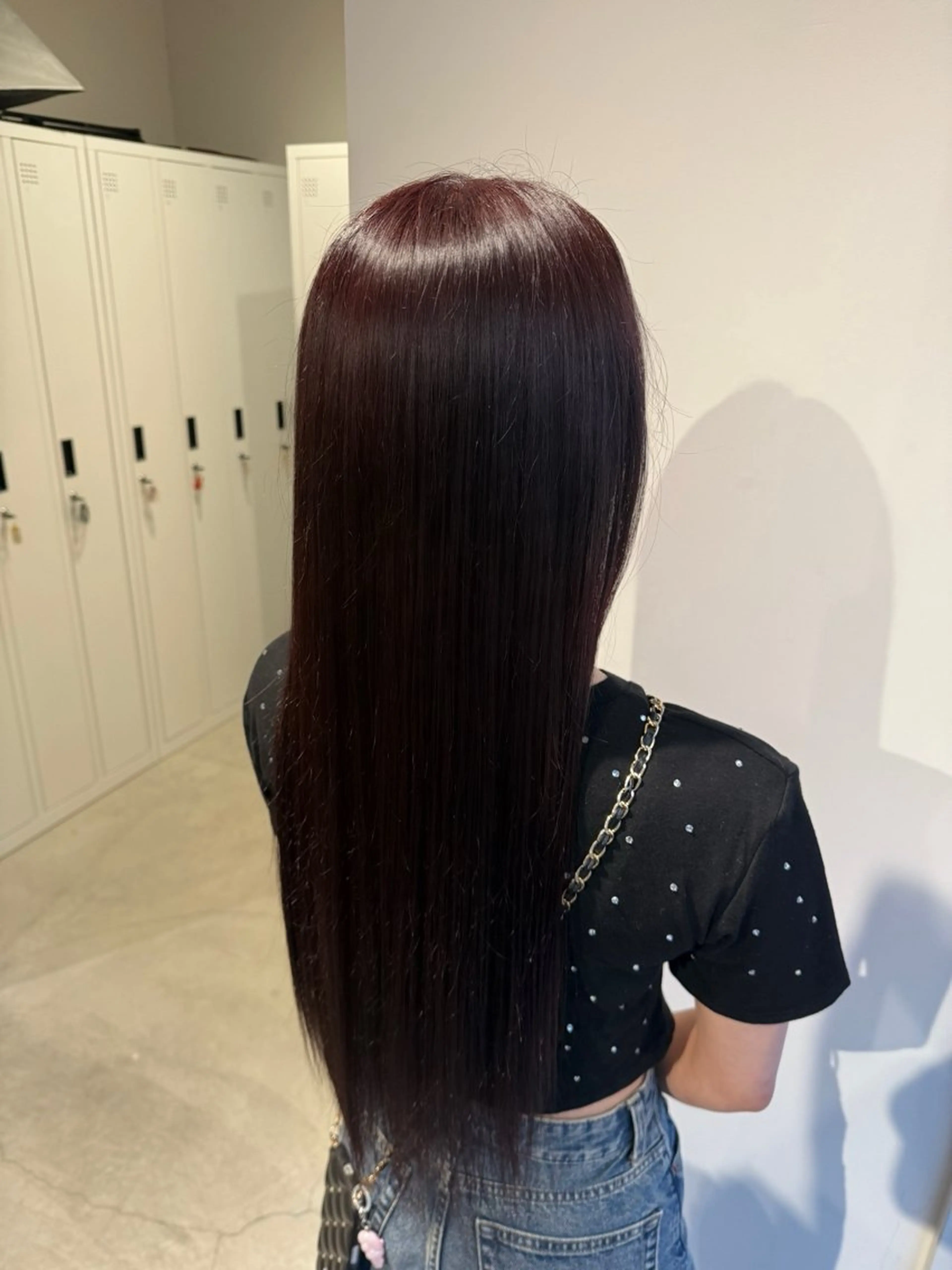 ロング 井手上 陽菜のヘアスタイル