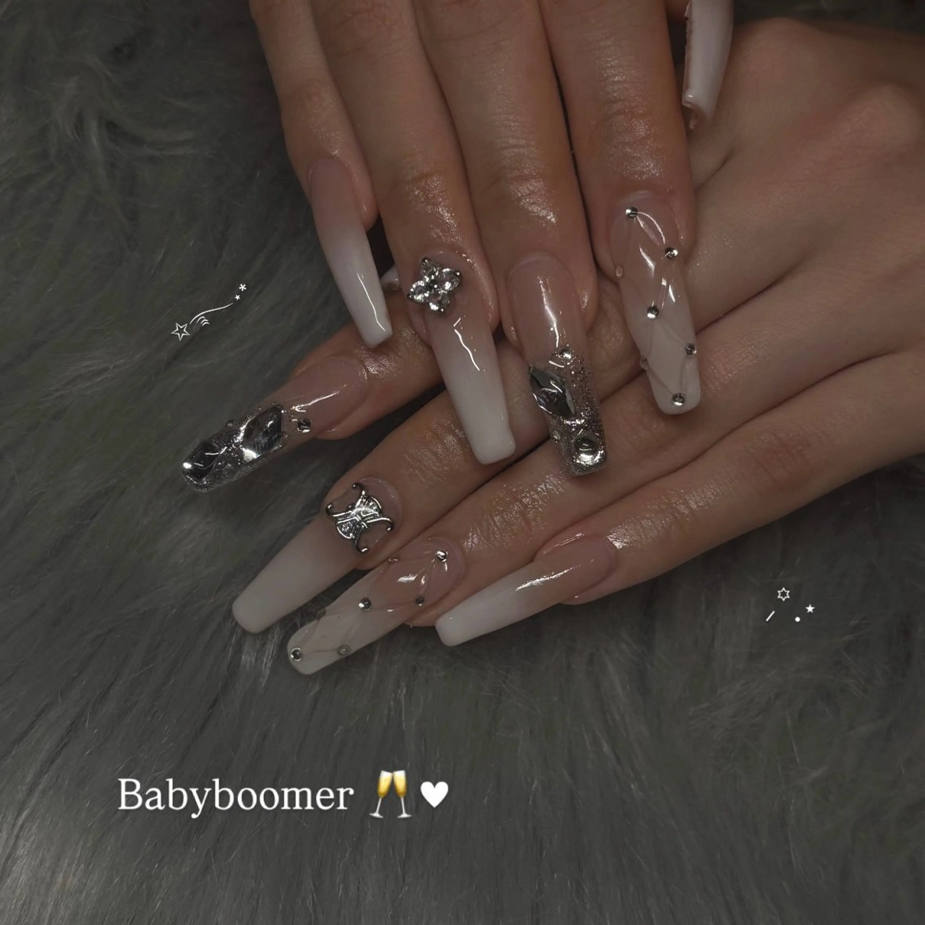 ネイル 蓮見 空楽のネイルデザイン