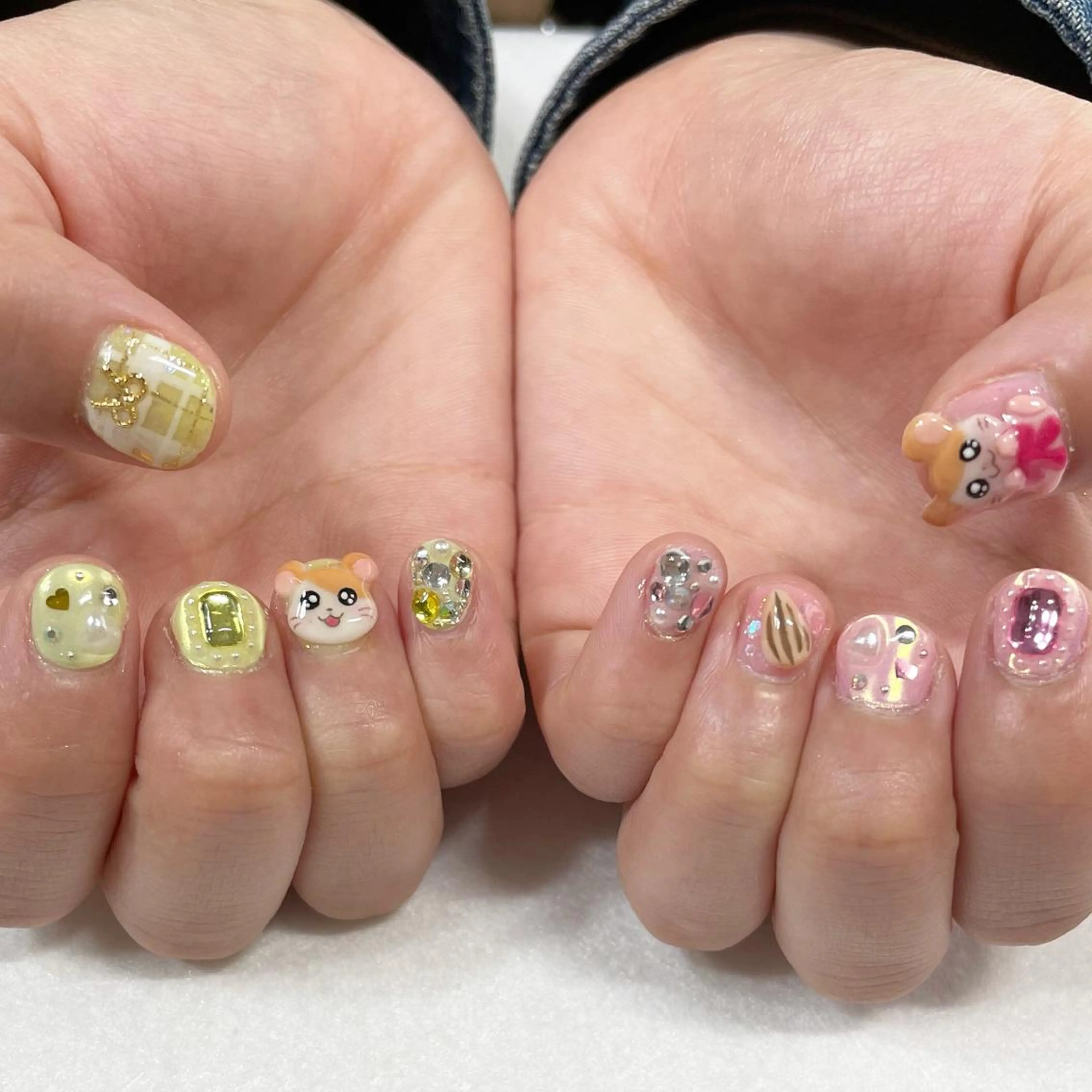 ネイル 東 千夏のネイルデザイン