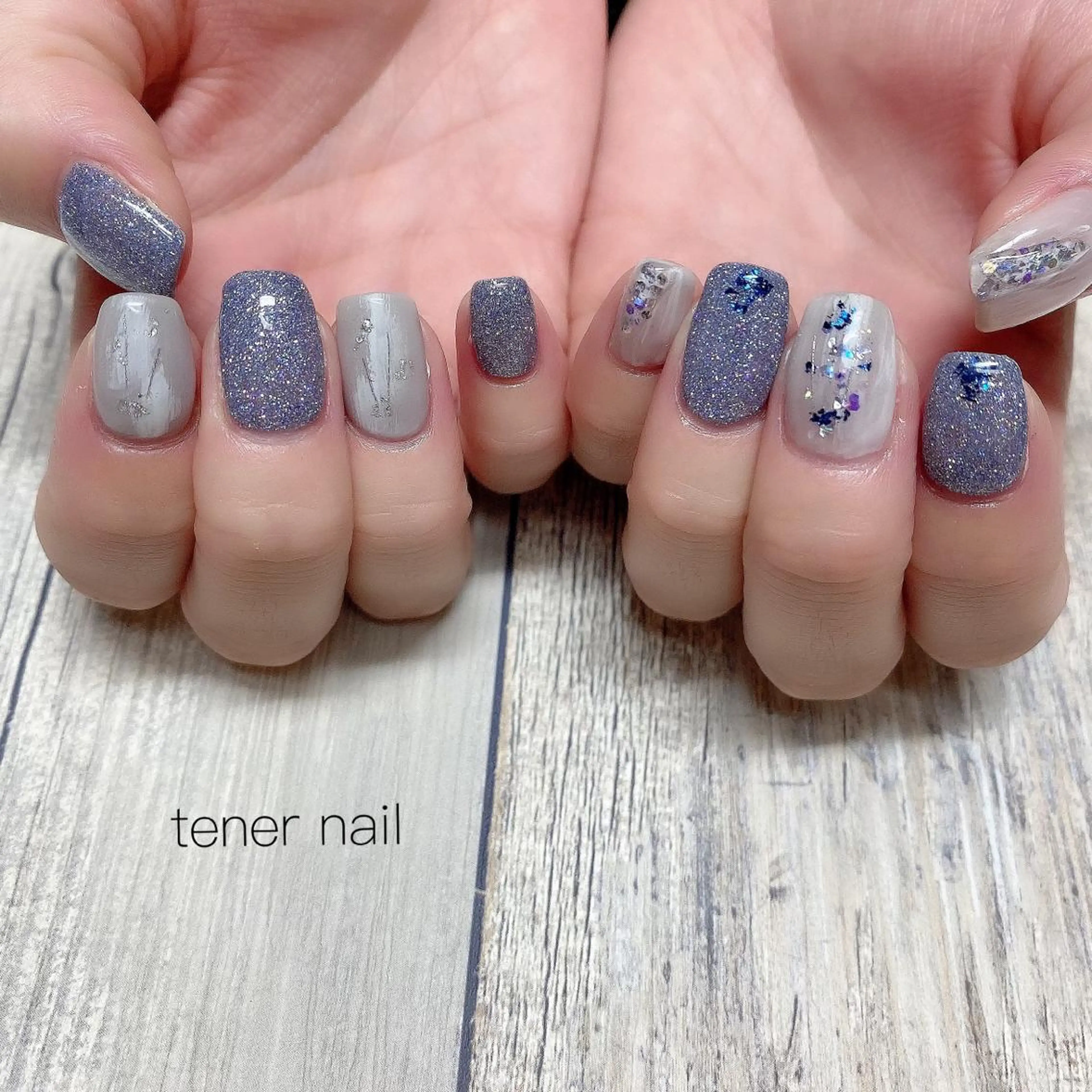ネイル ブルー フラッシュネイル ラメ(グリッター) テネルネイル tener nailのネイルデザイン