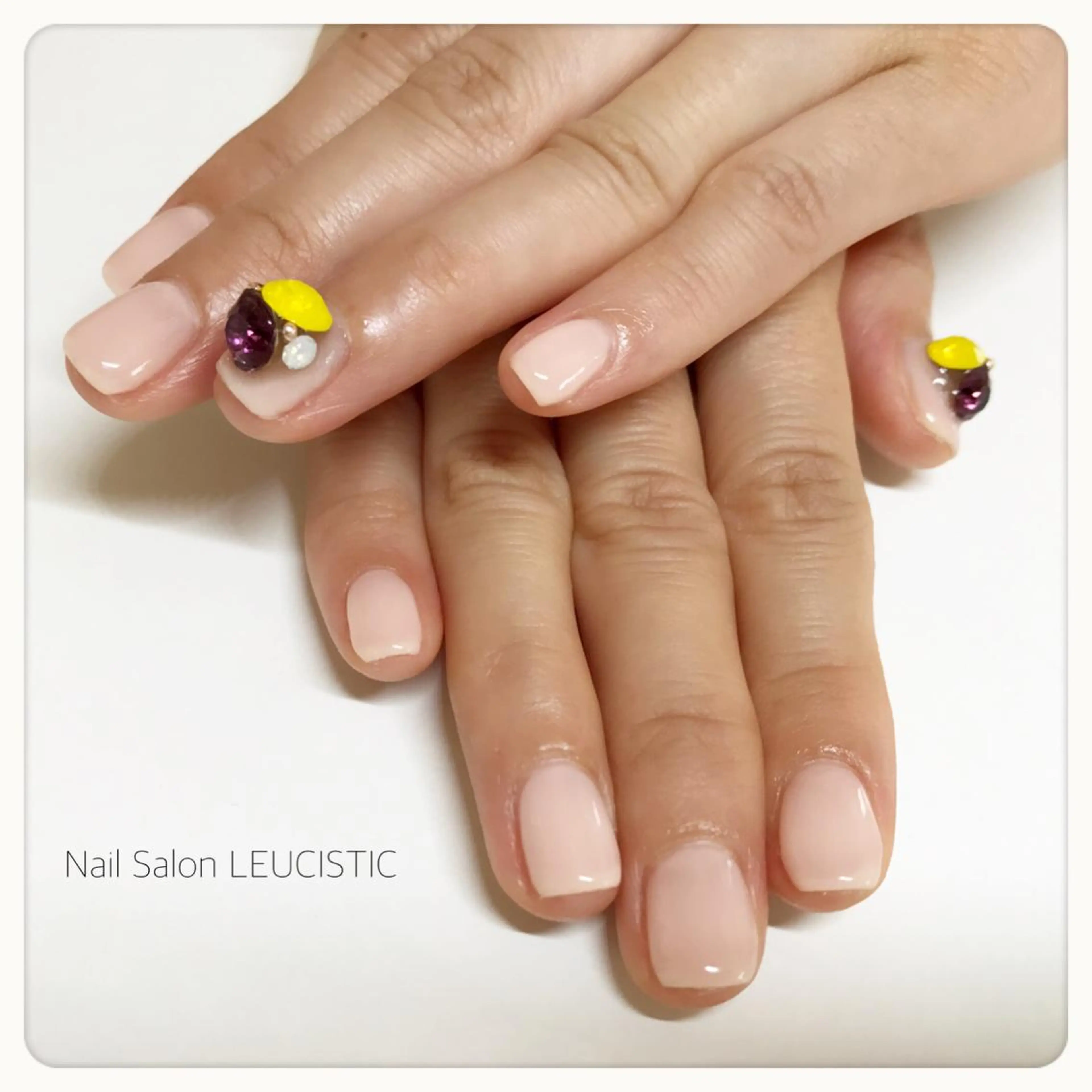 ネイル ワンカラーネイル 美時雨 bishigureのエステ・リラクイメージ