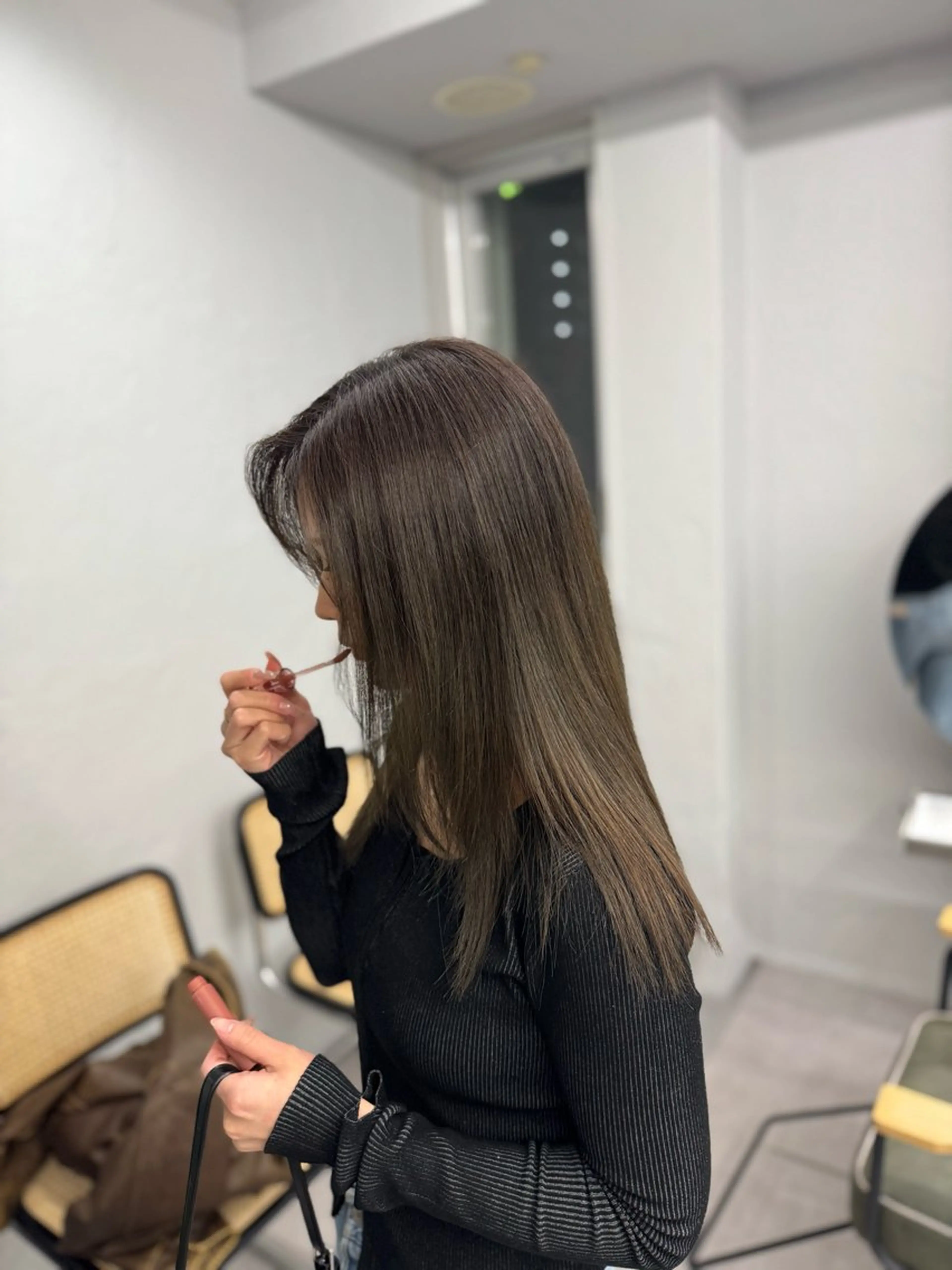 カラー ブリーチ 透明感カラー ダブルカラー グレージュ ブリーチなしカラー NAO/ 髪質改善/艶カラーのヘアスタイル