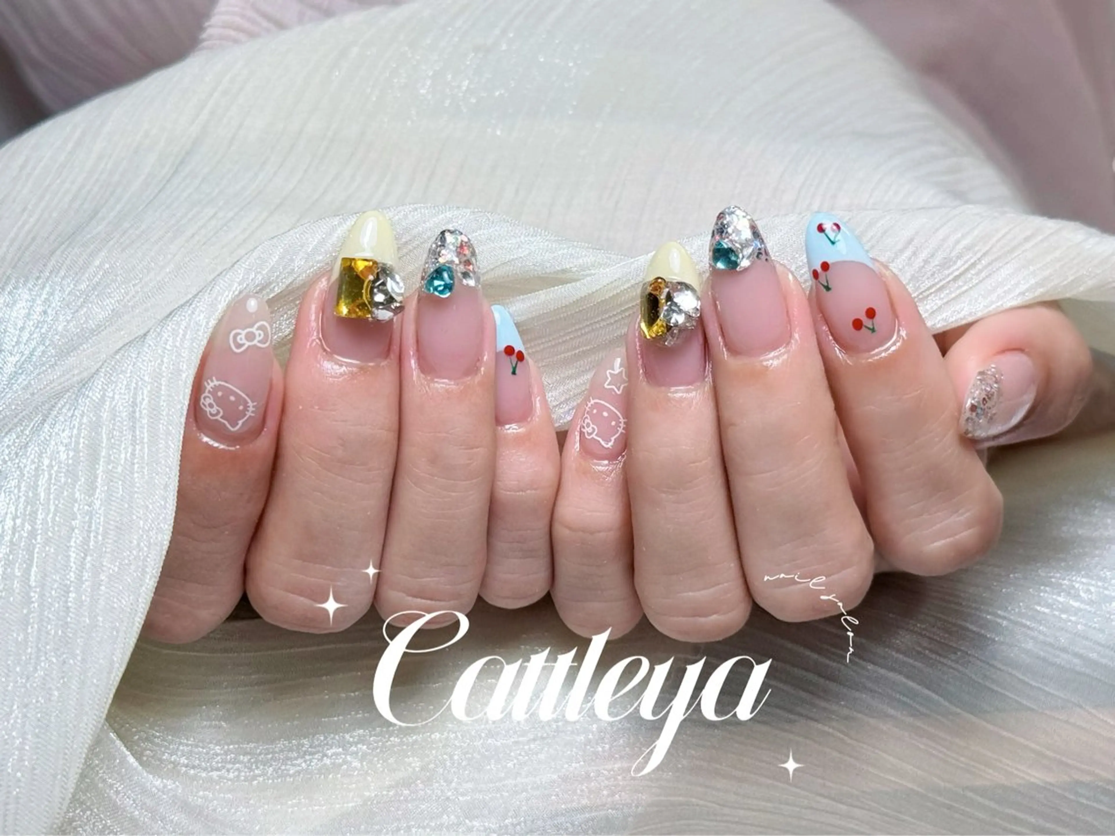 ネイル ハンドネイル ˖⊹Cattleya 吉祥寺♡˖ ⊹のネイルデザイン