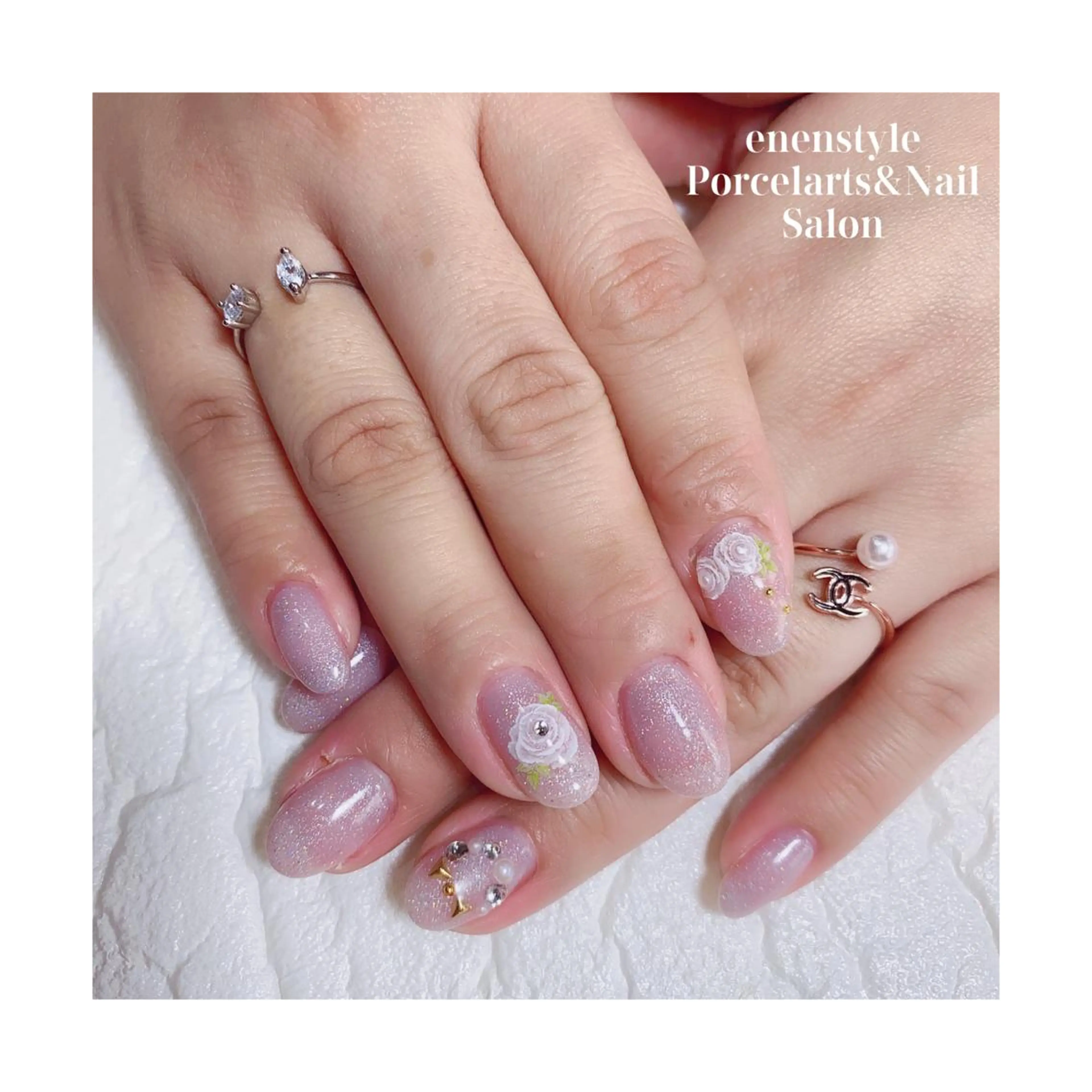 ミディアム ネイル ジェルネイル ニュアンスネイル オフィスネイル ワンカラーネイル パラジェル 👑enen style👑のネイルデザイン