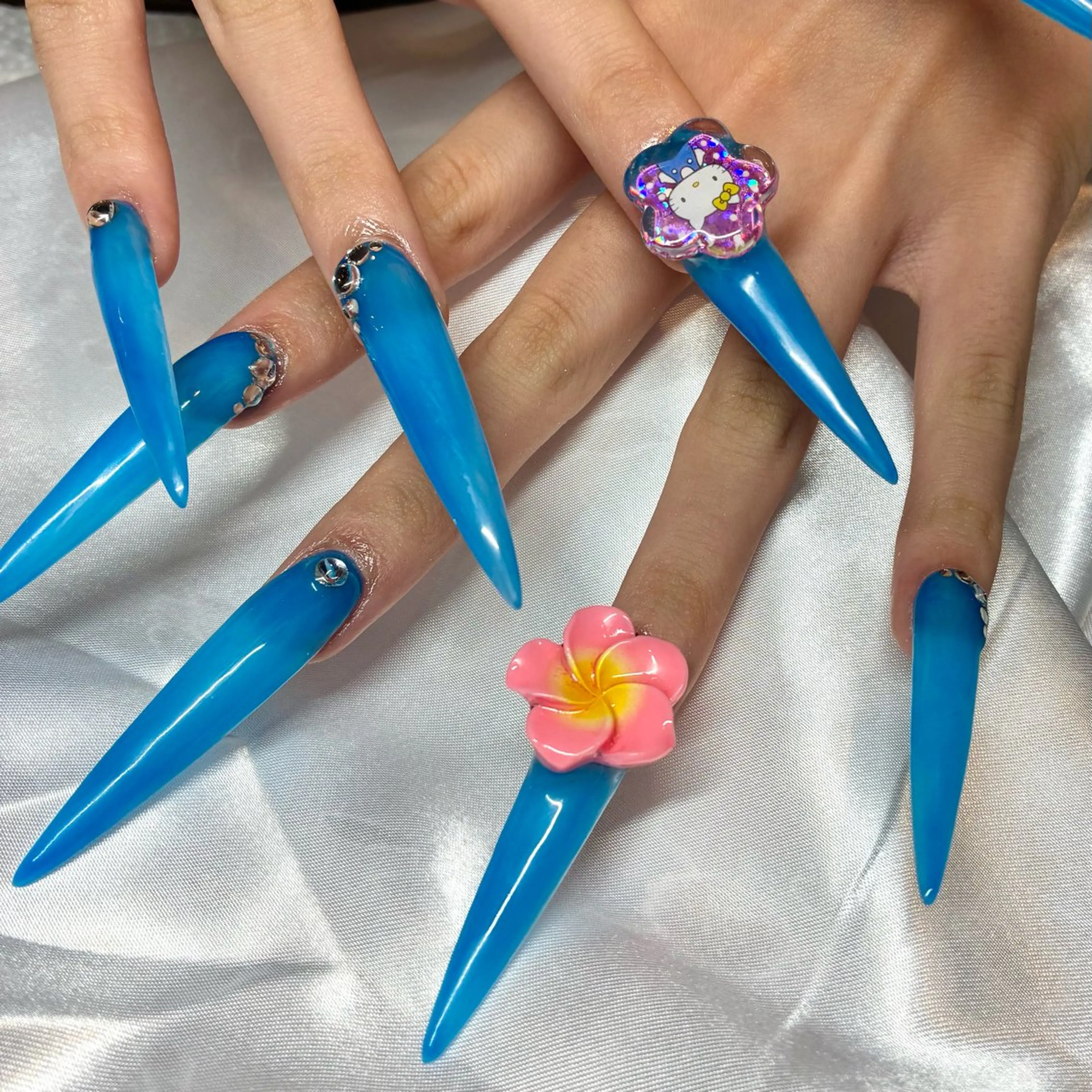 ネイル ハンドネイル Nail ヌシん家 AKANEのネイルデザイン