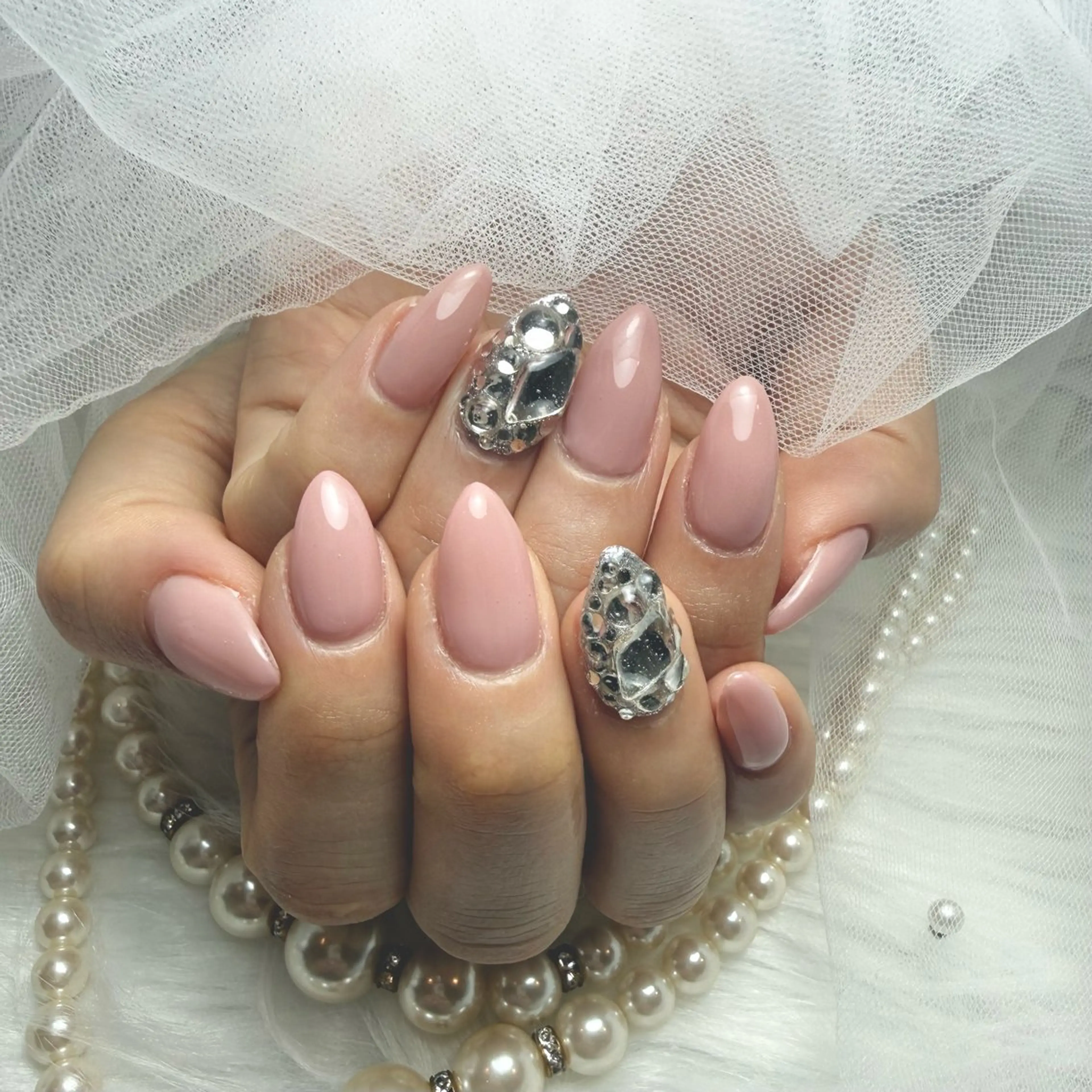 セミロング ハンドネイル Conjunim MAMI🎀✨のネイルデザイン