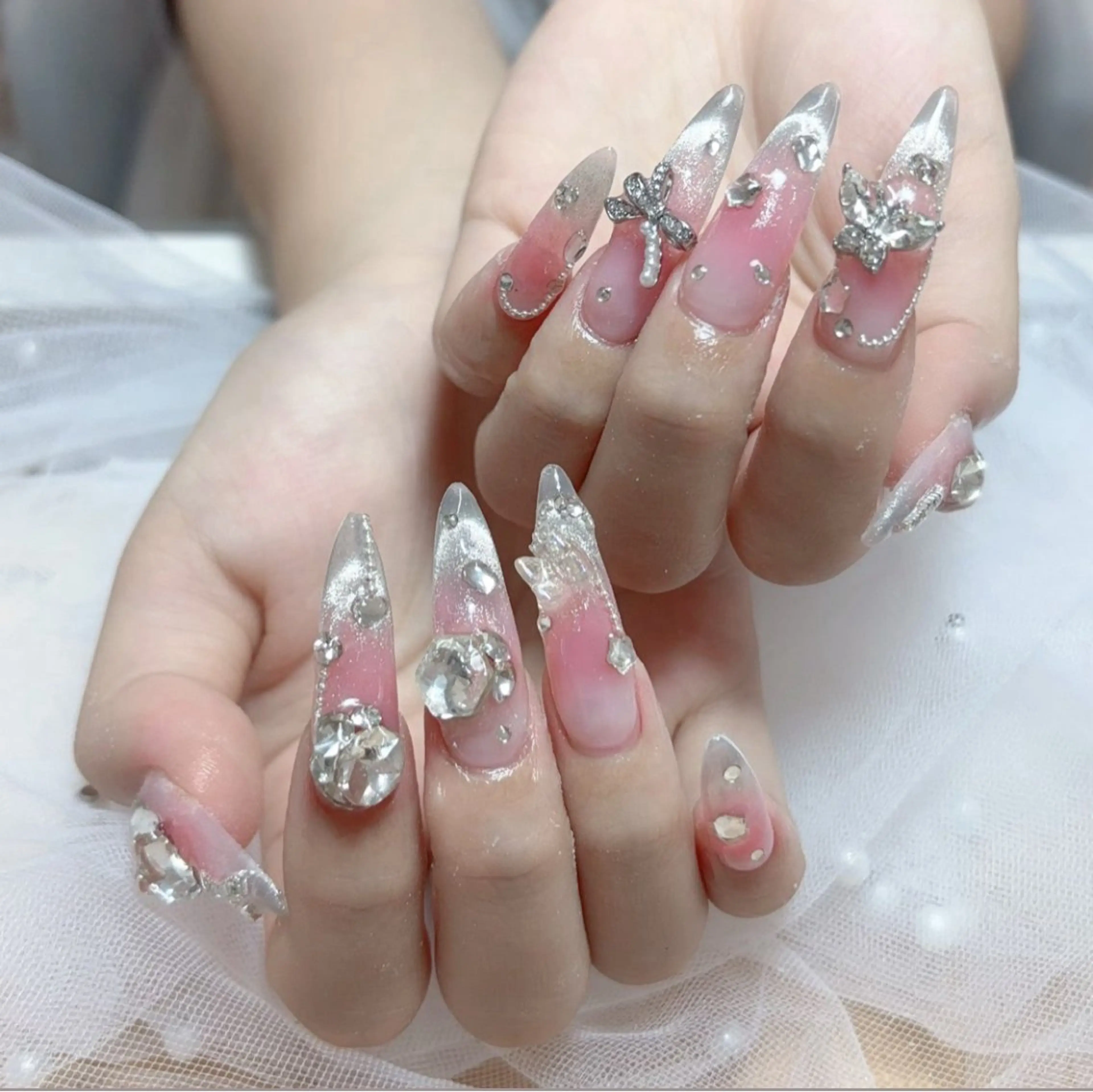 ネイル 🎀kira 長さだし💗モチ最高のネイルデザイン