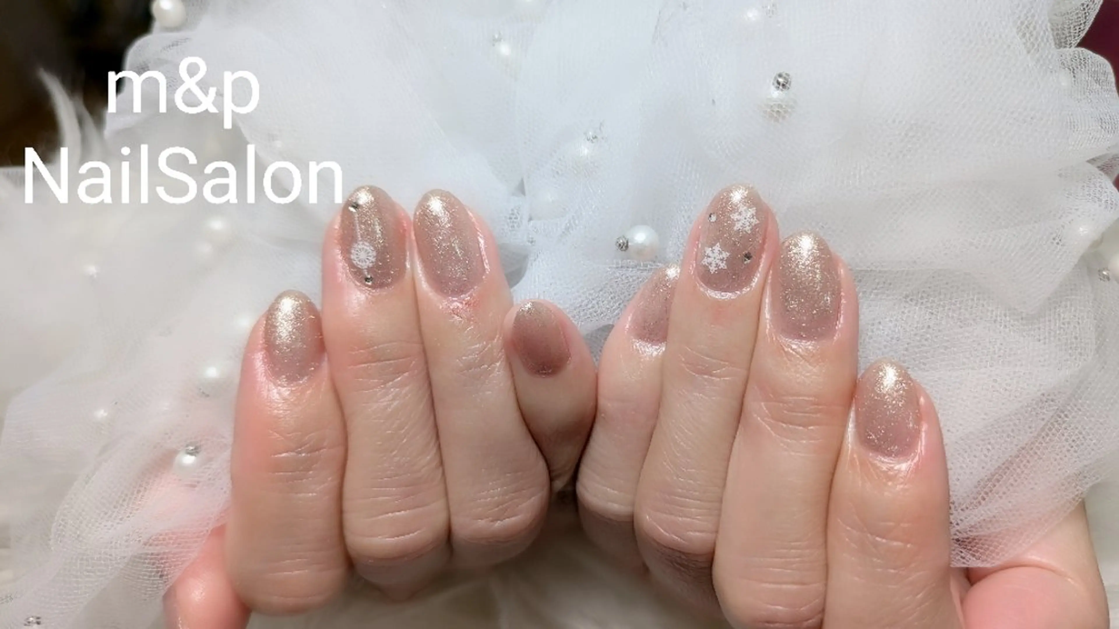 ネイル ストーンネイル ハンドネイル m&pPrivate nailsalonのネイルデザイン