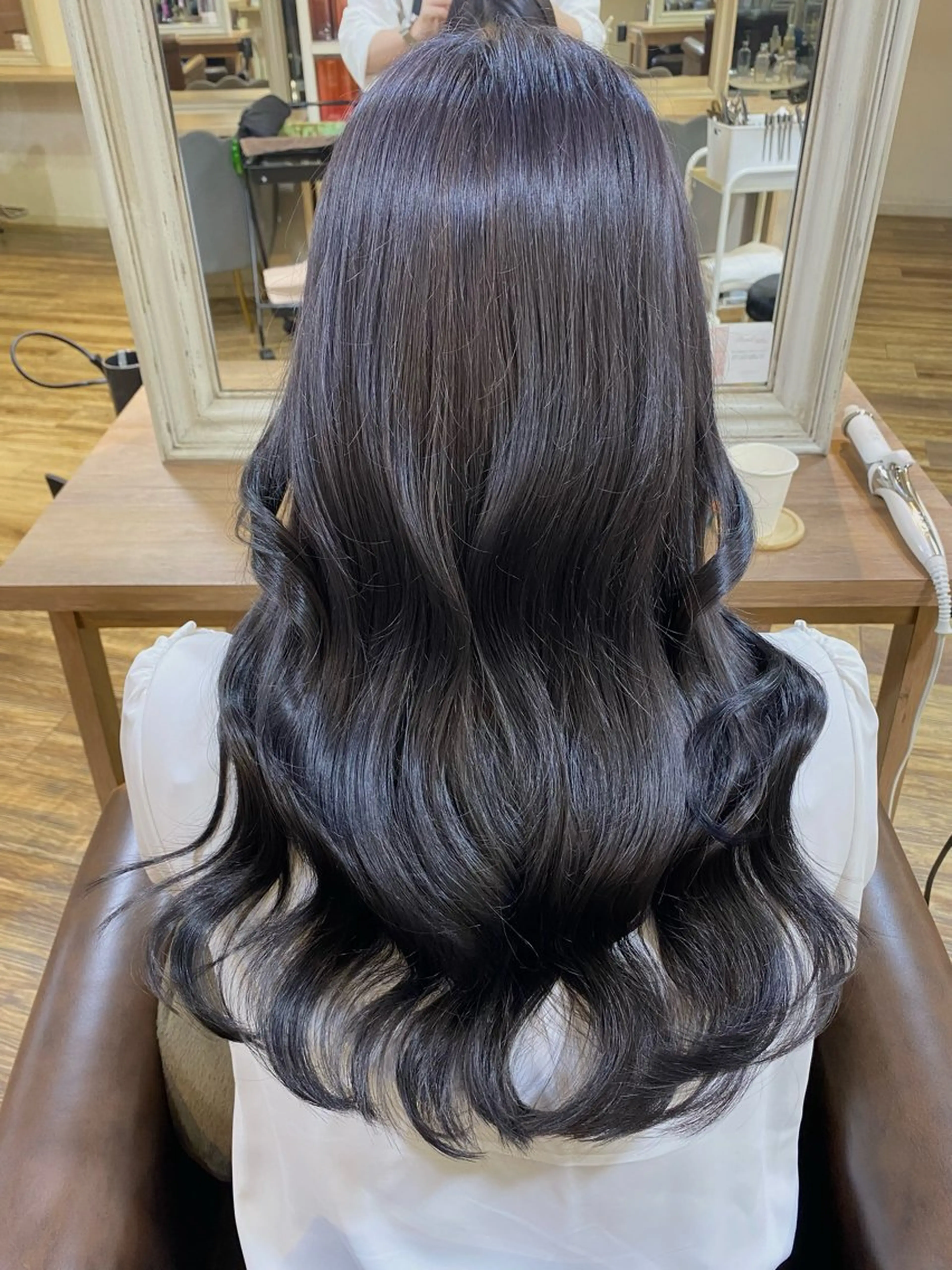 ロング カラー カット ヘアカラー トリートメント 服部 樹季のヘアスタイル