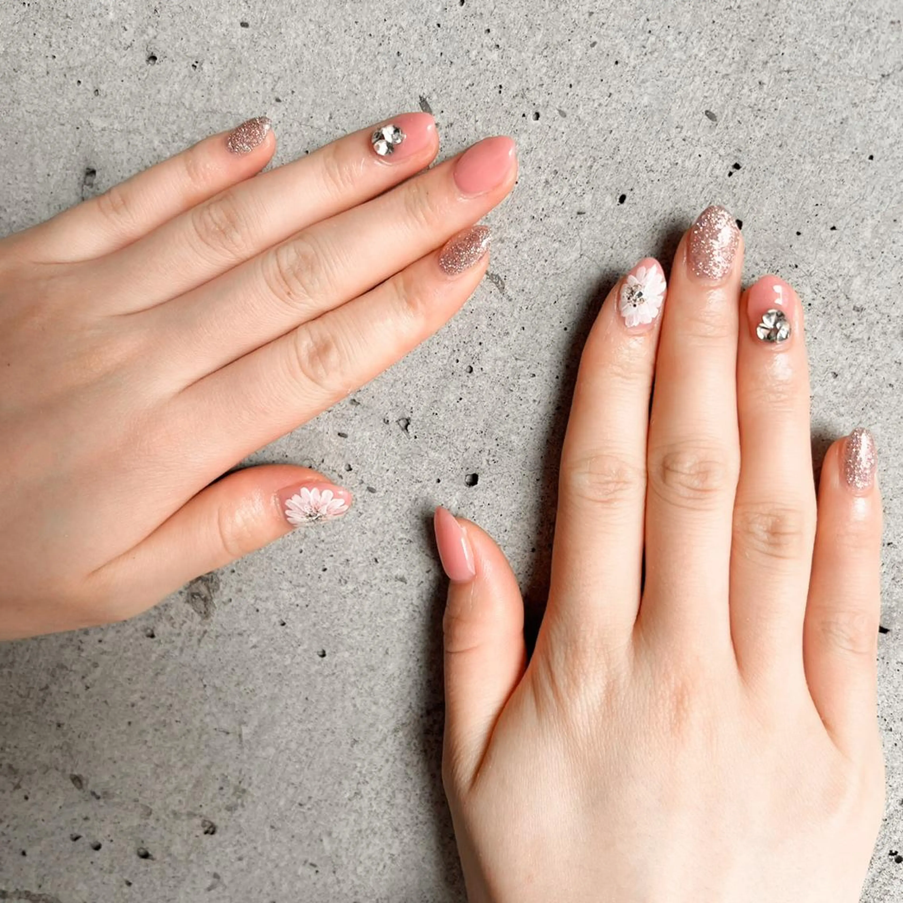 ネイル ハンドネイル 長谷川 奈緒美のネイルデザイン