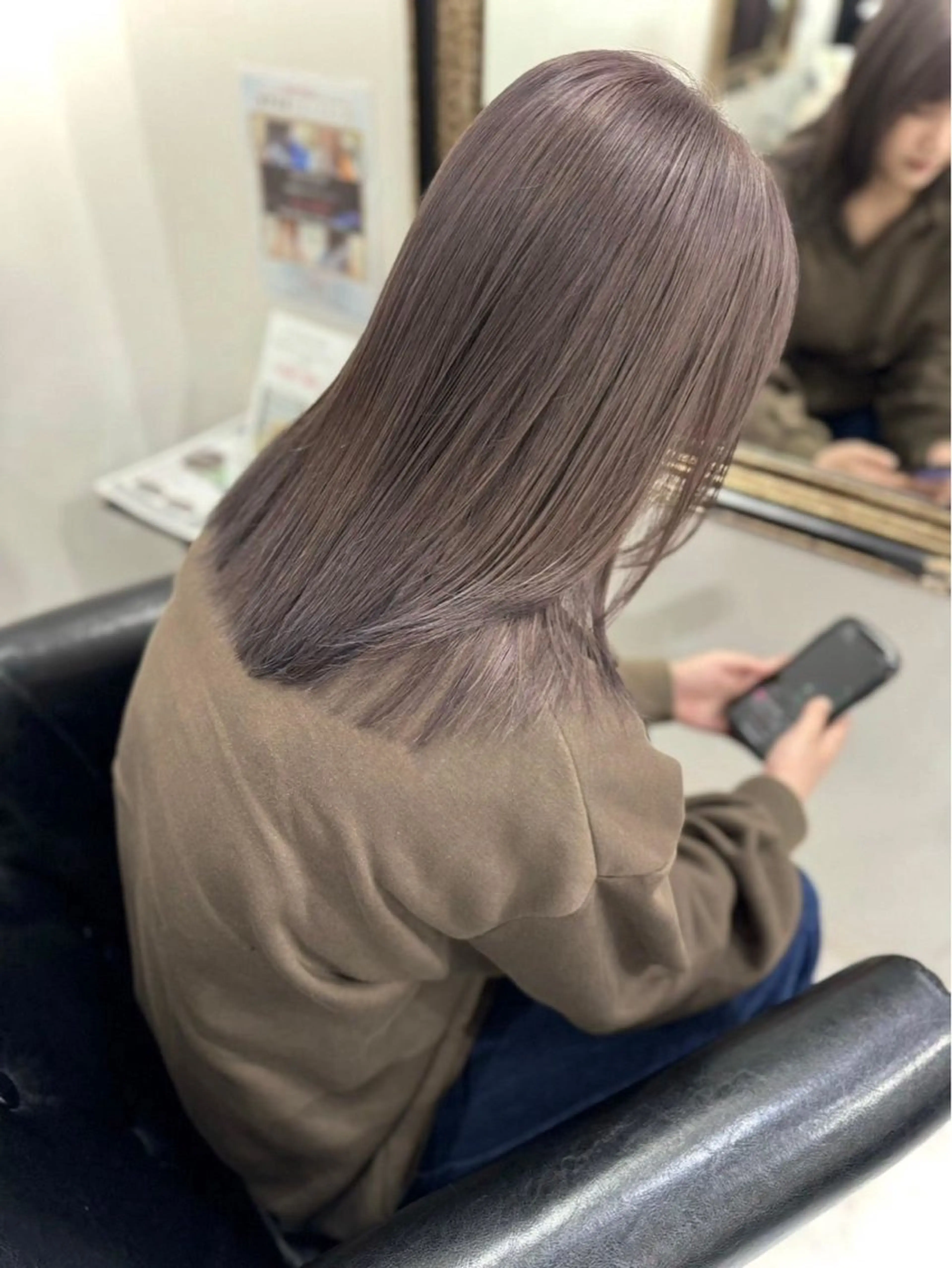 セミロング カラー 🏝️🐉沖縄移住 美容師竜生🏝️のヘアスタイル