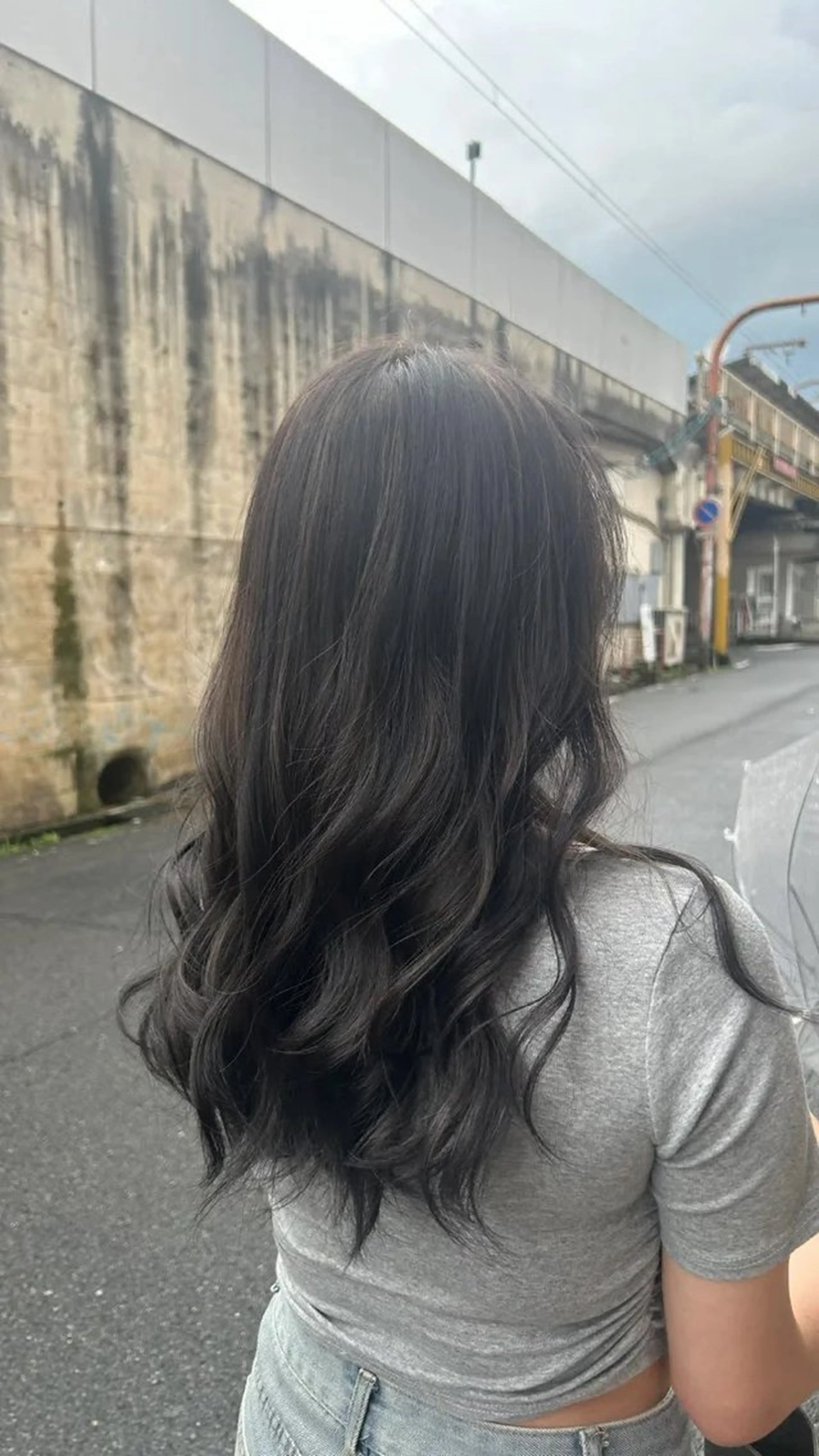 ロング 神田 姫奈のヘアスタイル