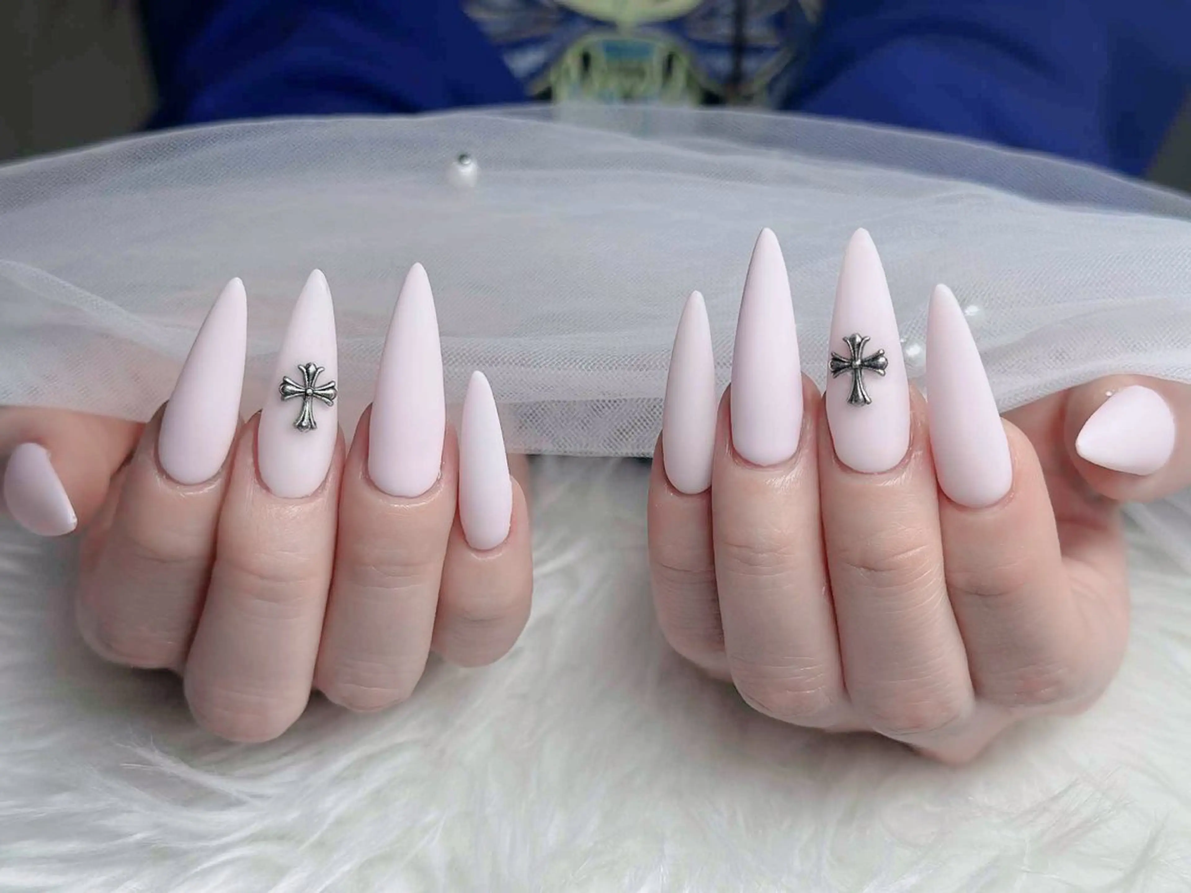 ネイル オーロラネイル フレンチネイル ジェルネイル ハロウィン キラキラネイル H.baby Nail Salonのネイルデザイン