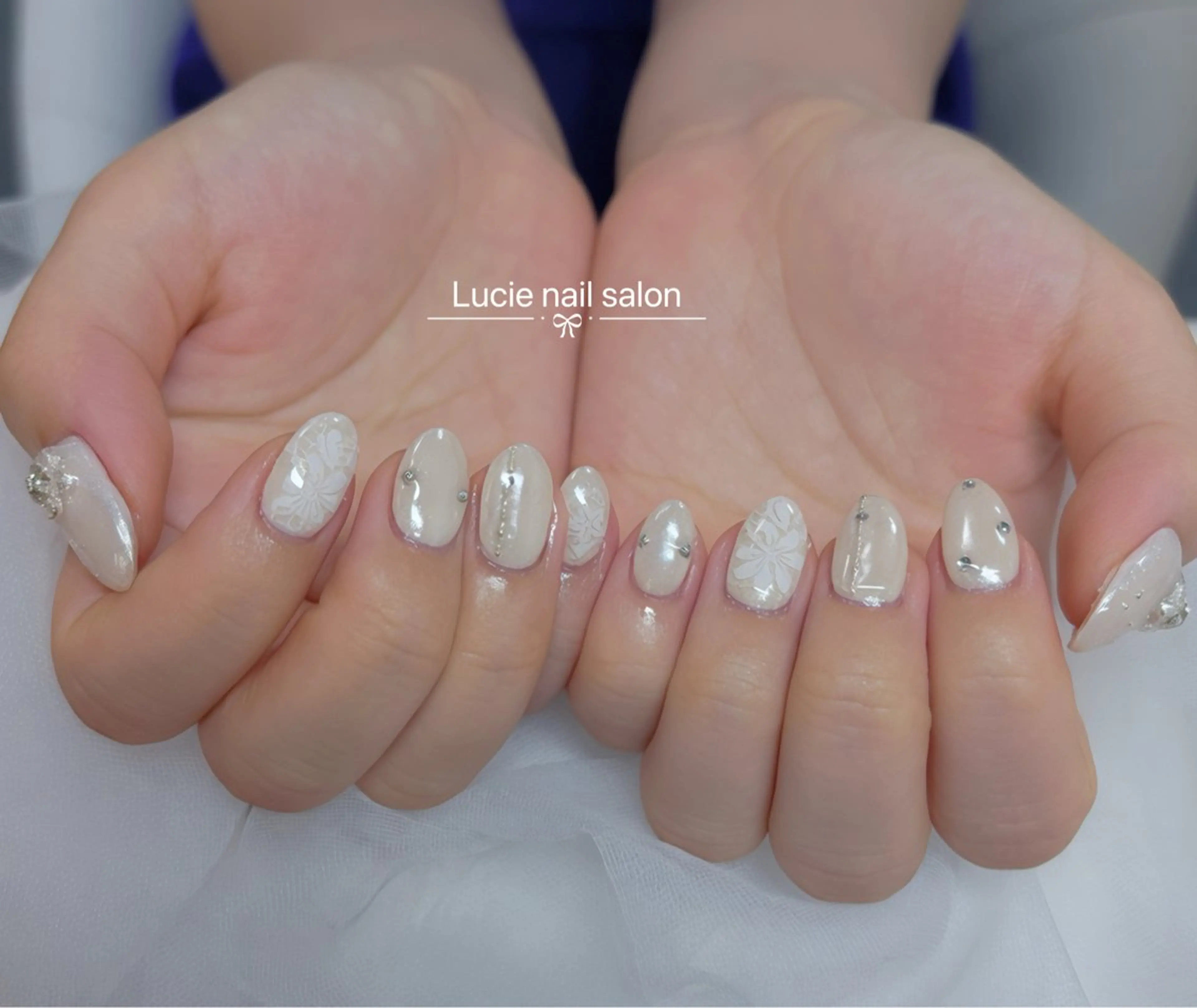 ネイル フレンチネイル ジェルネイル グラデーション 持ち込み オフィスネイル ハンドネイル LUCIE NAILのネイルデザイン