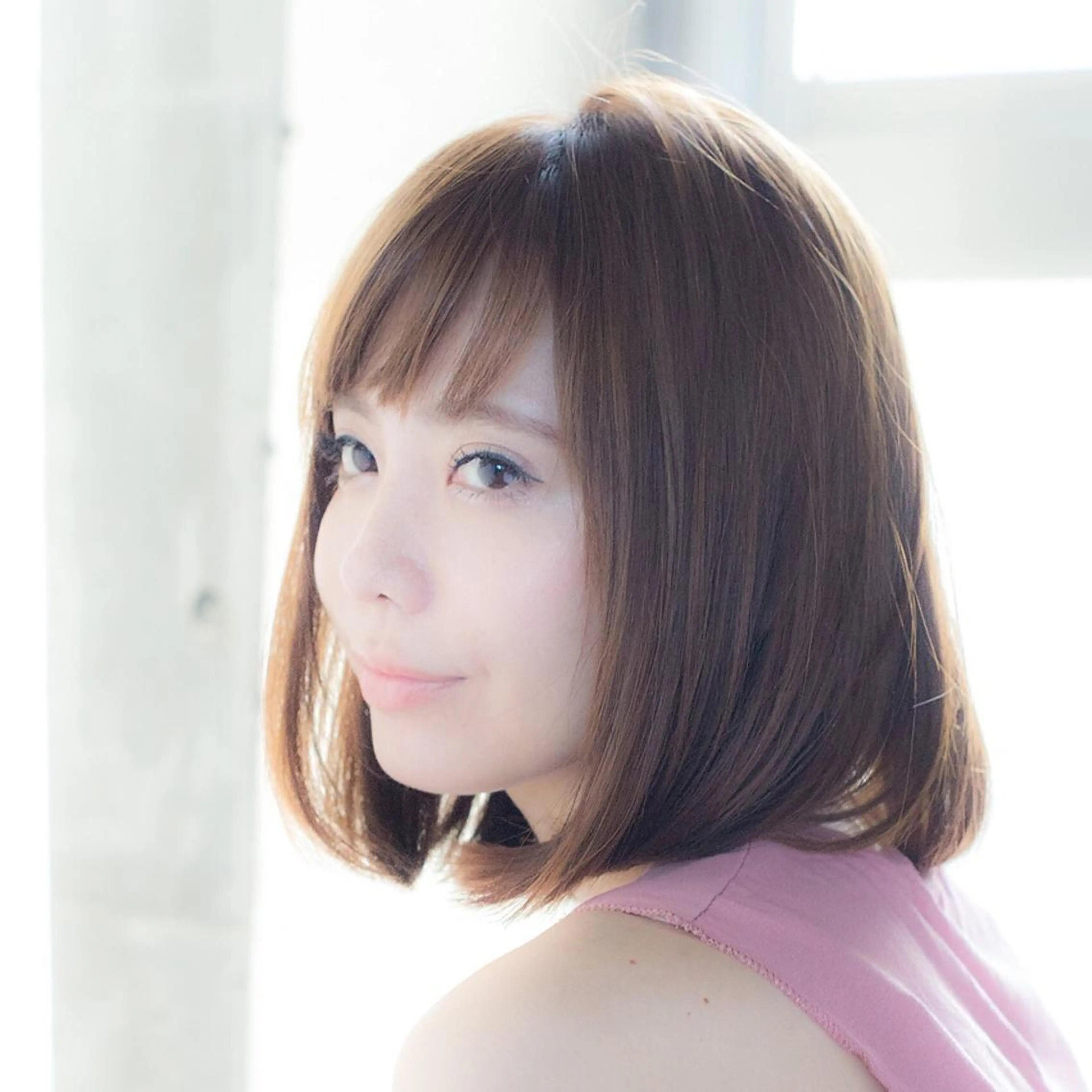 ミディアム カラー ブラウンカラー イルミナカラー カット ヘアカラー トリートメント 髪質改善、縮毛矯正 店長浅野太郎のヘアスタイル