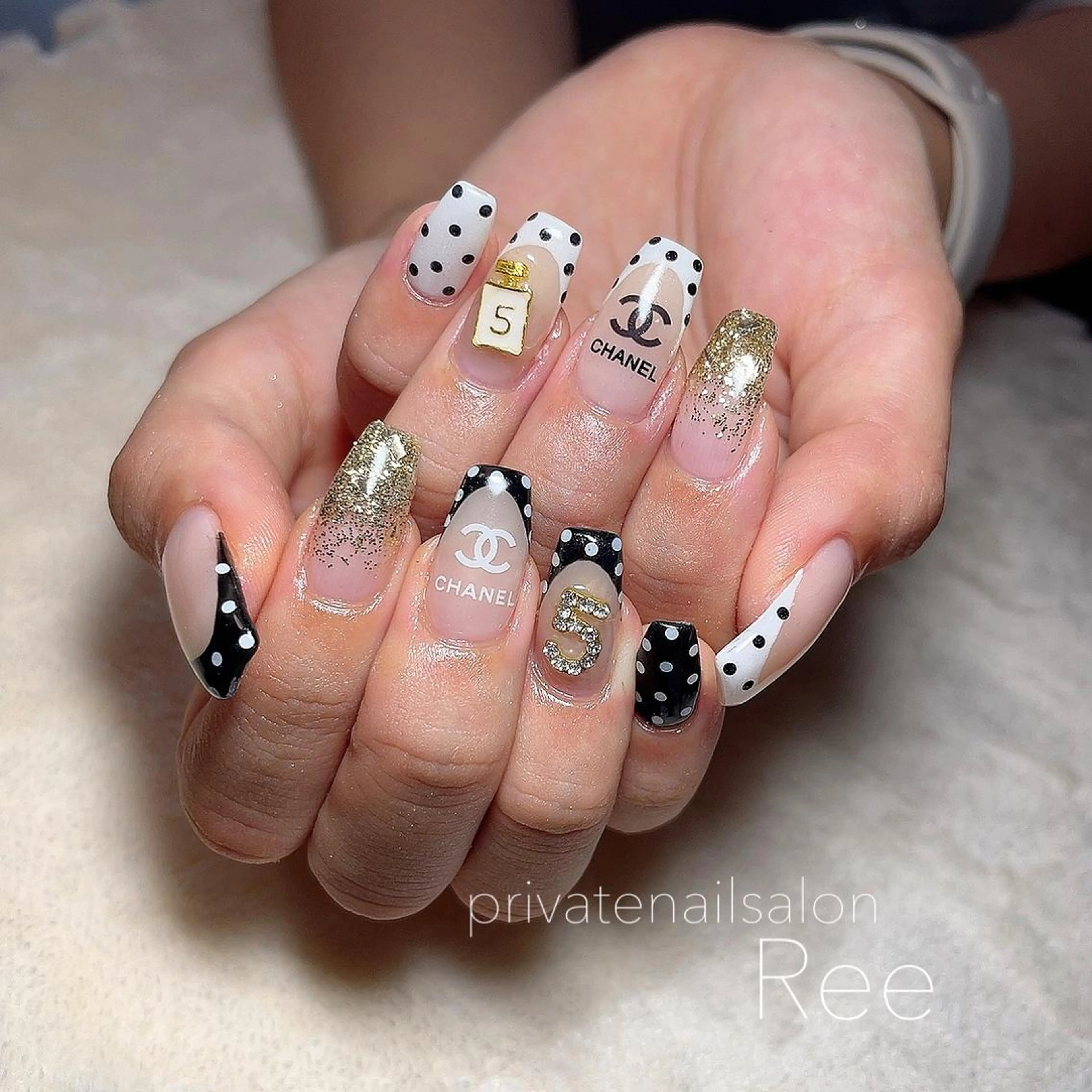 ネイル 知花 梨花のネイルデザイン