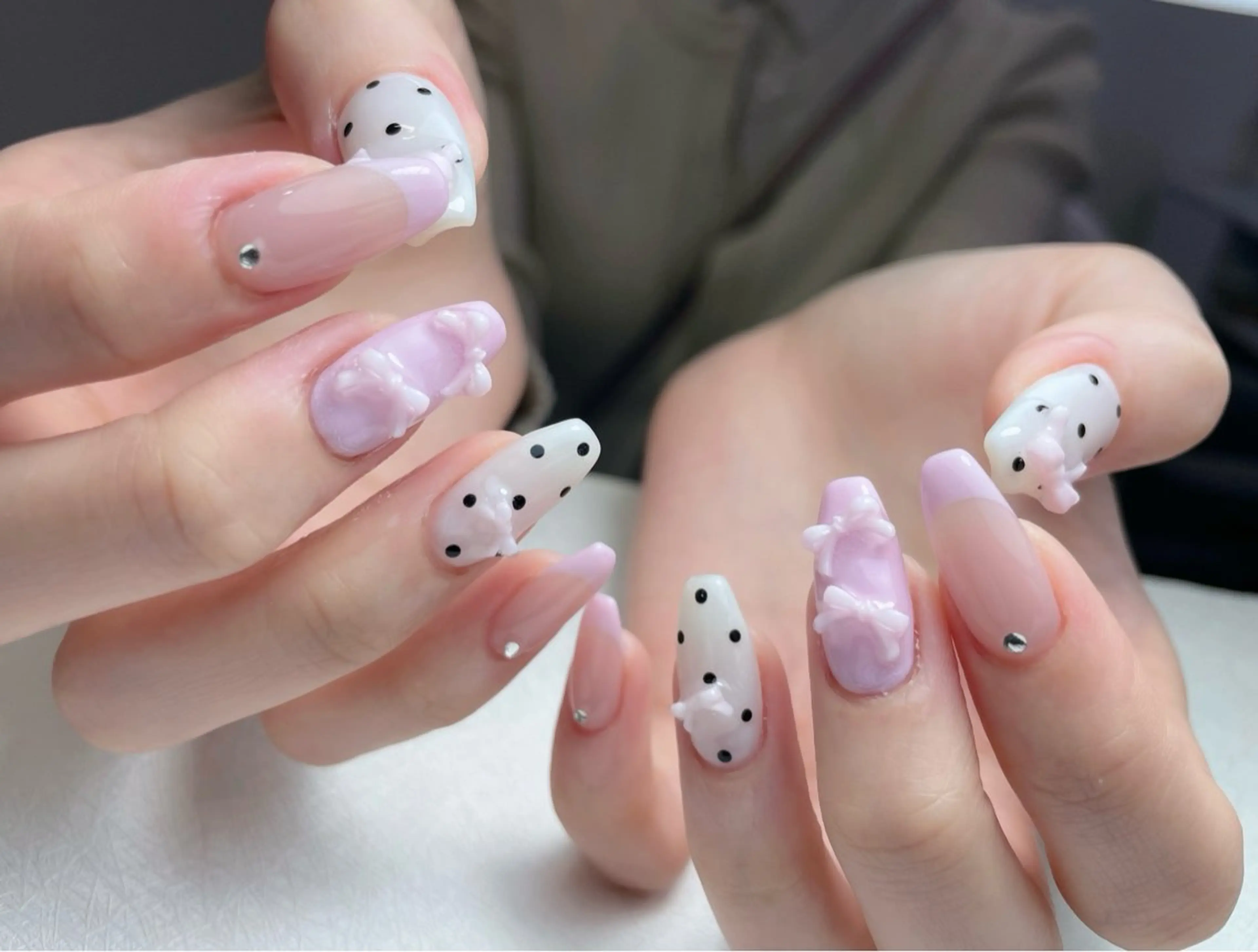 ネイル オーロラネイル 長さ出し フットネイル フレンチネイル ジェルネイル 中野駅から2分 MEO NAILのネイルデザイン