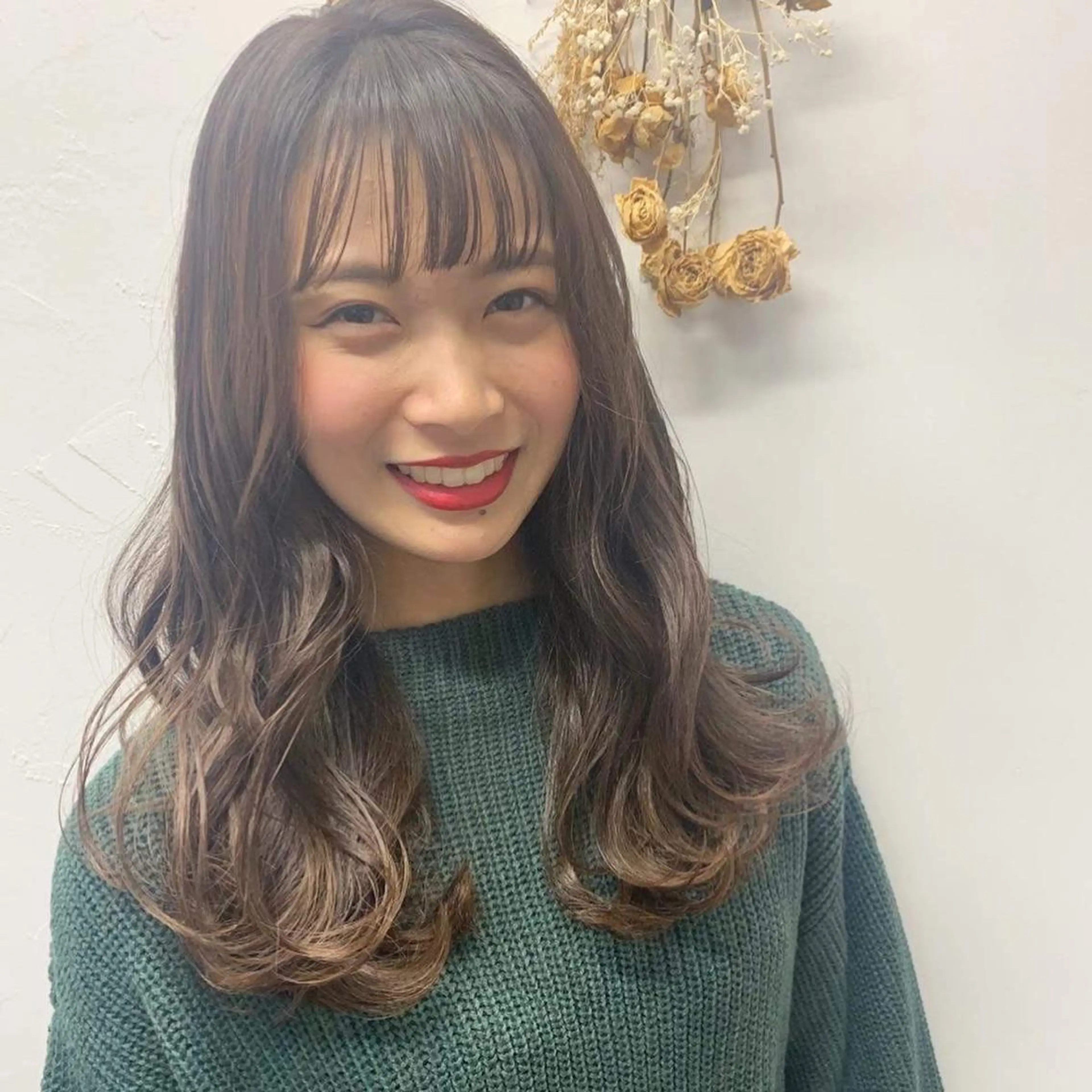 ロング カラー ブリーチ 透明感カラー グレージュ ブリーチなしカラー シースルーバング newi 京橋 【yuuki】のヘアスタイル