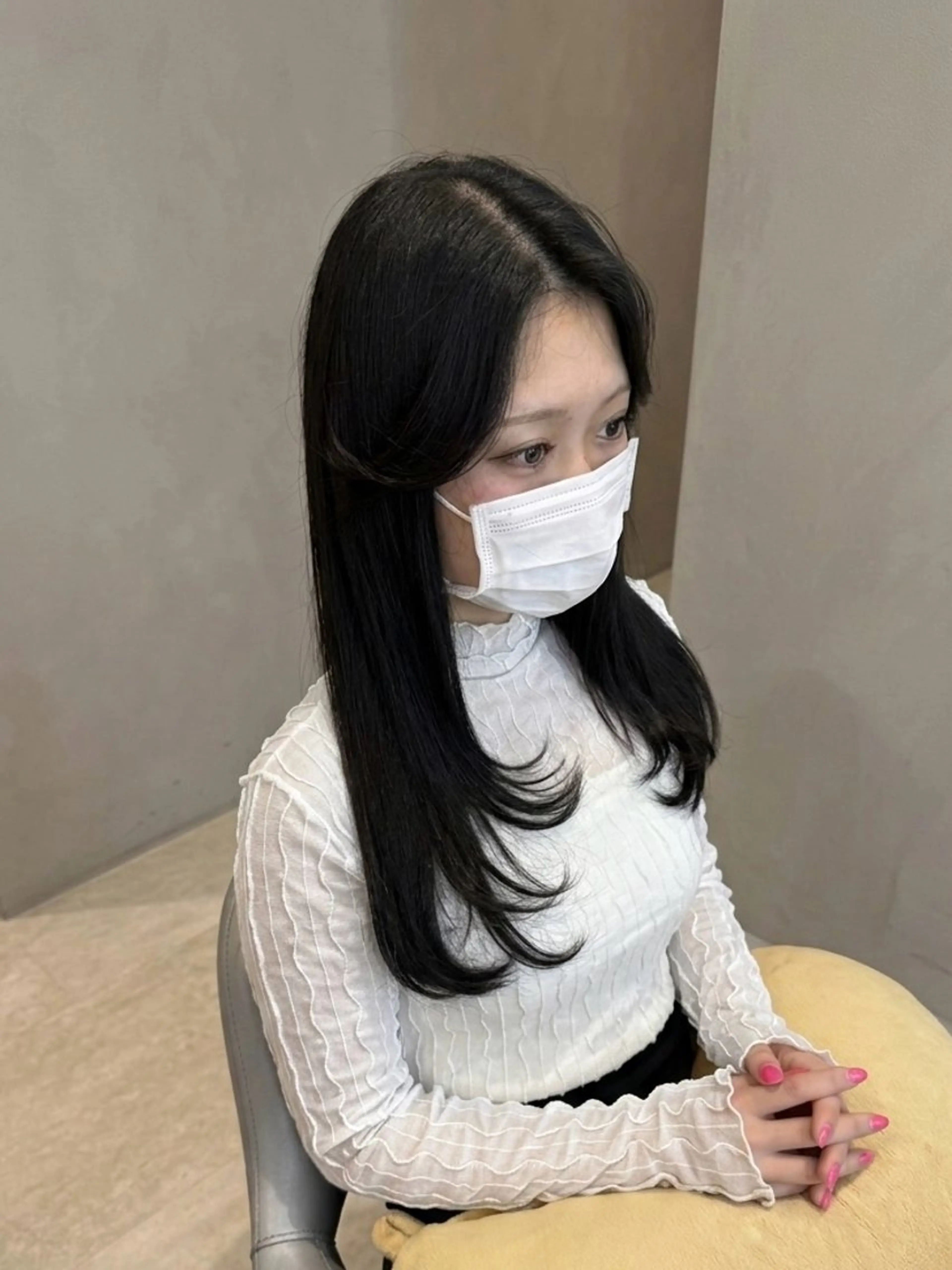 ロング 顔まわりレイヤー レイヤーカット カット ヘアカラー レイヤー職人・ 似合せ美容師そうまのヘアスタイル