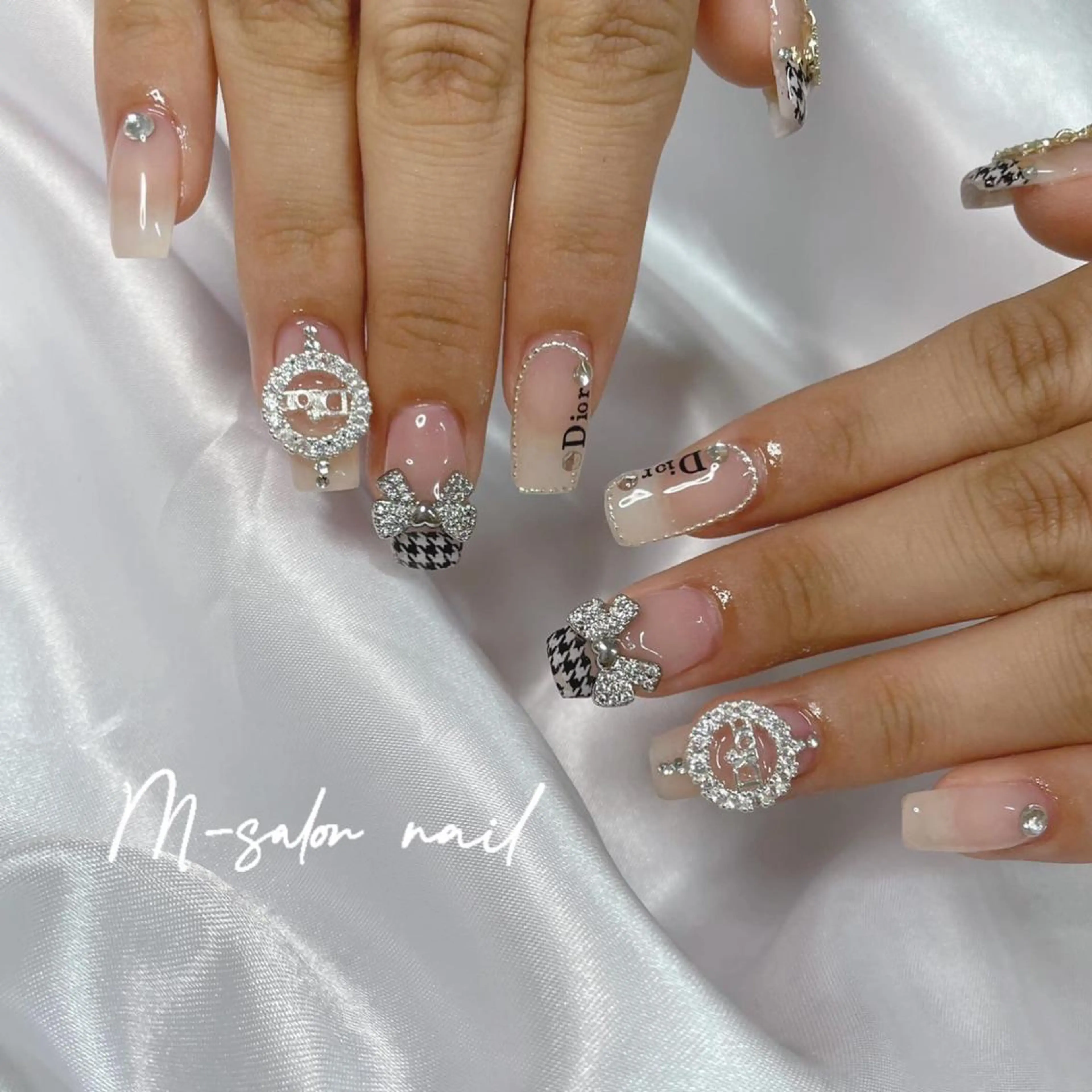 ネイル ハンドネイル 韓国/網紅/パーツ M-salonのネイルデザイン