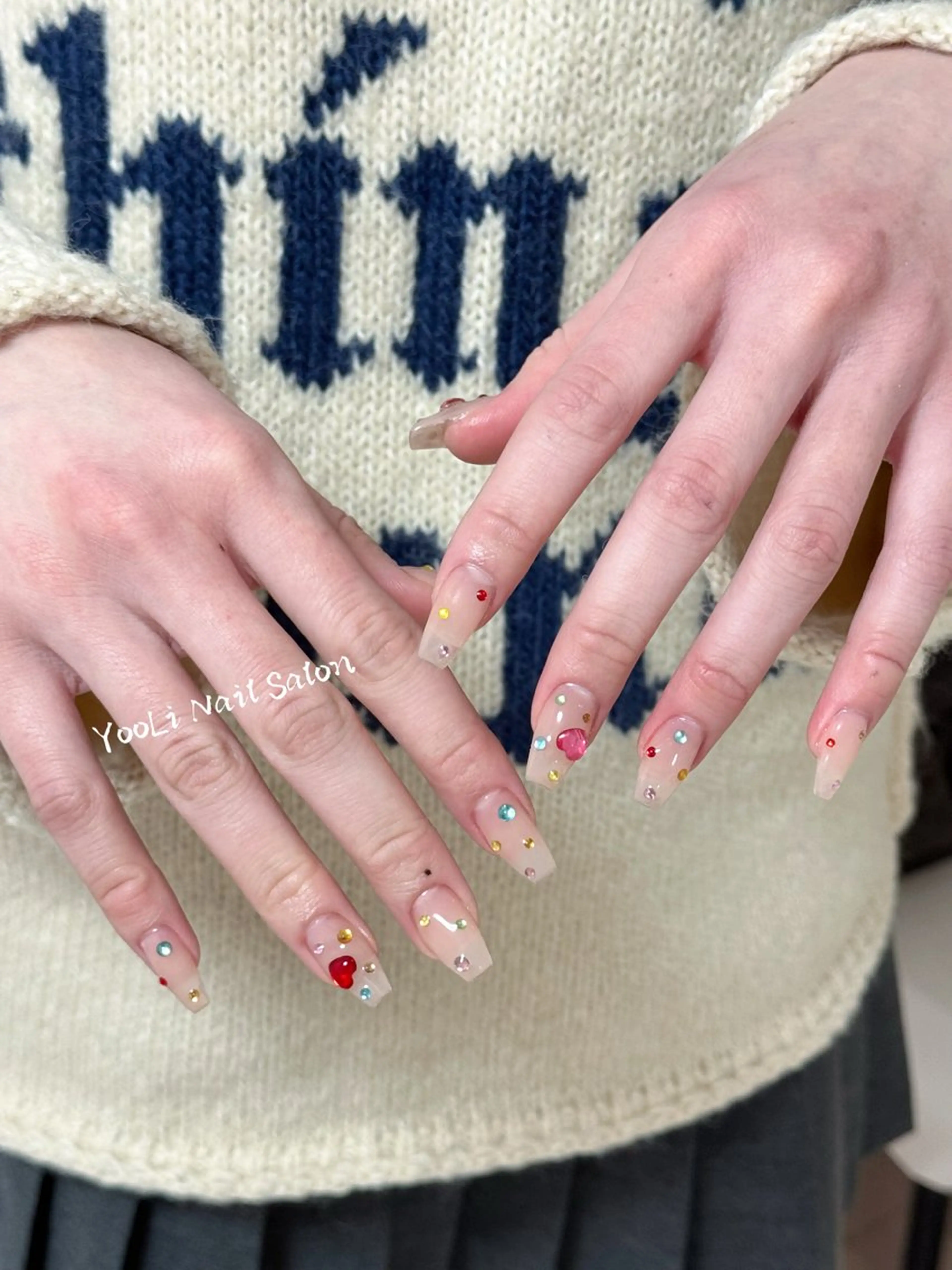 ネイル アートネイル オーロラネイル チークネイル フレンチネイル ガラスフレンチ ハンドネイル 🎀🎀YooLi Nail Salonのネイルデザイン