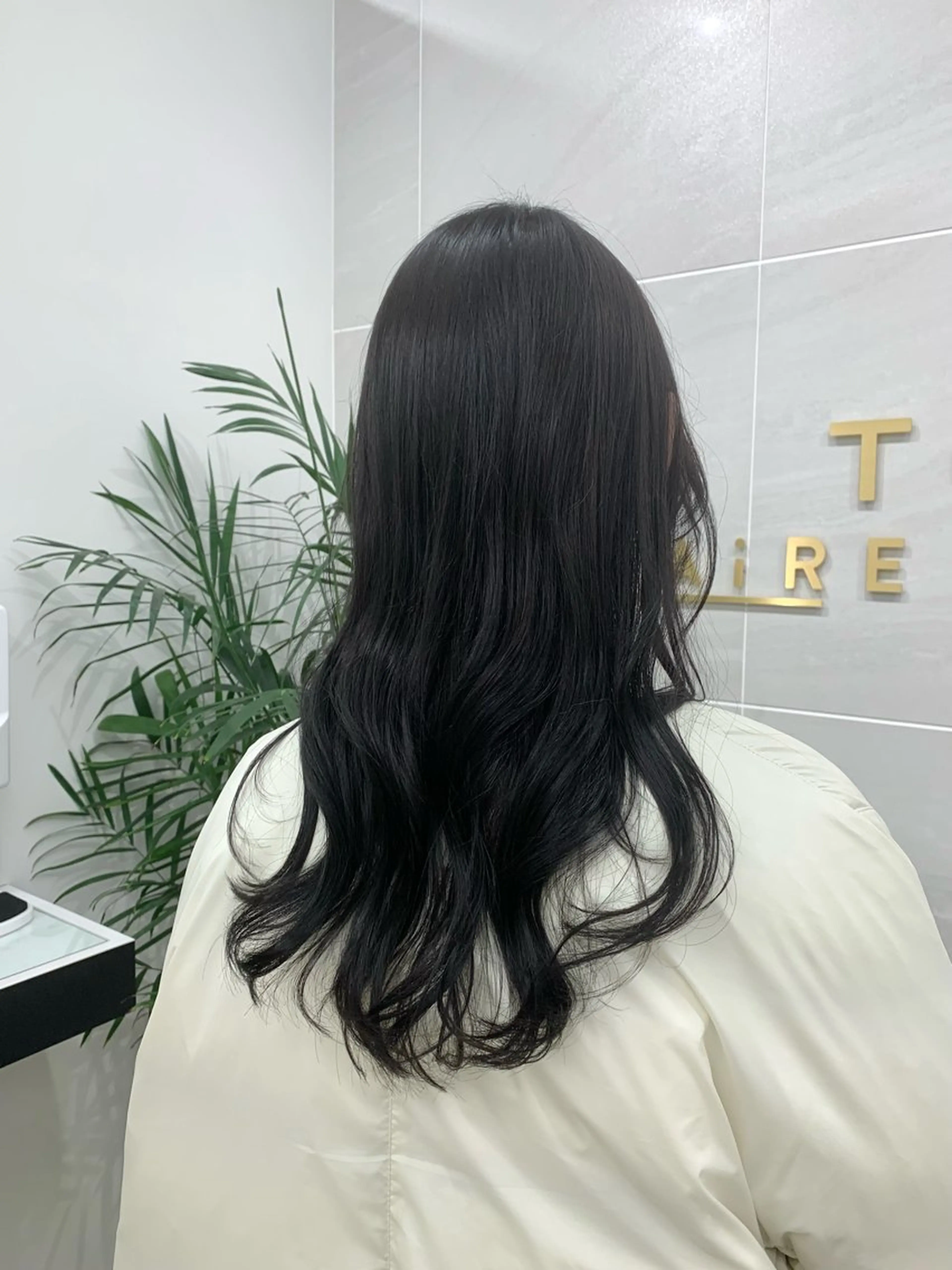 ロング カラー 黒髪 ヘアカラー トリートメント 本格ヘッドスパ🌿 ×ヘア 佐藤のヘアスタイル