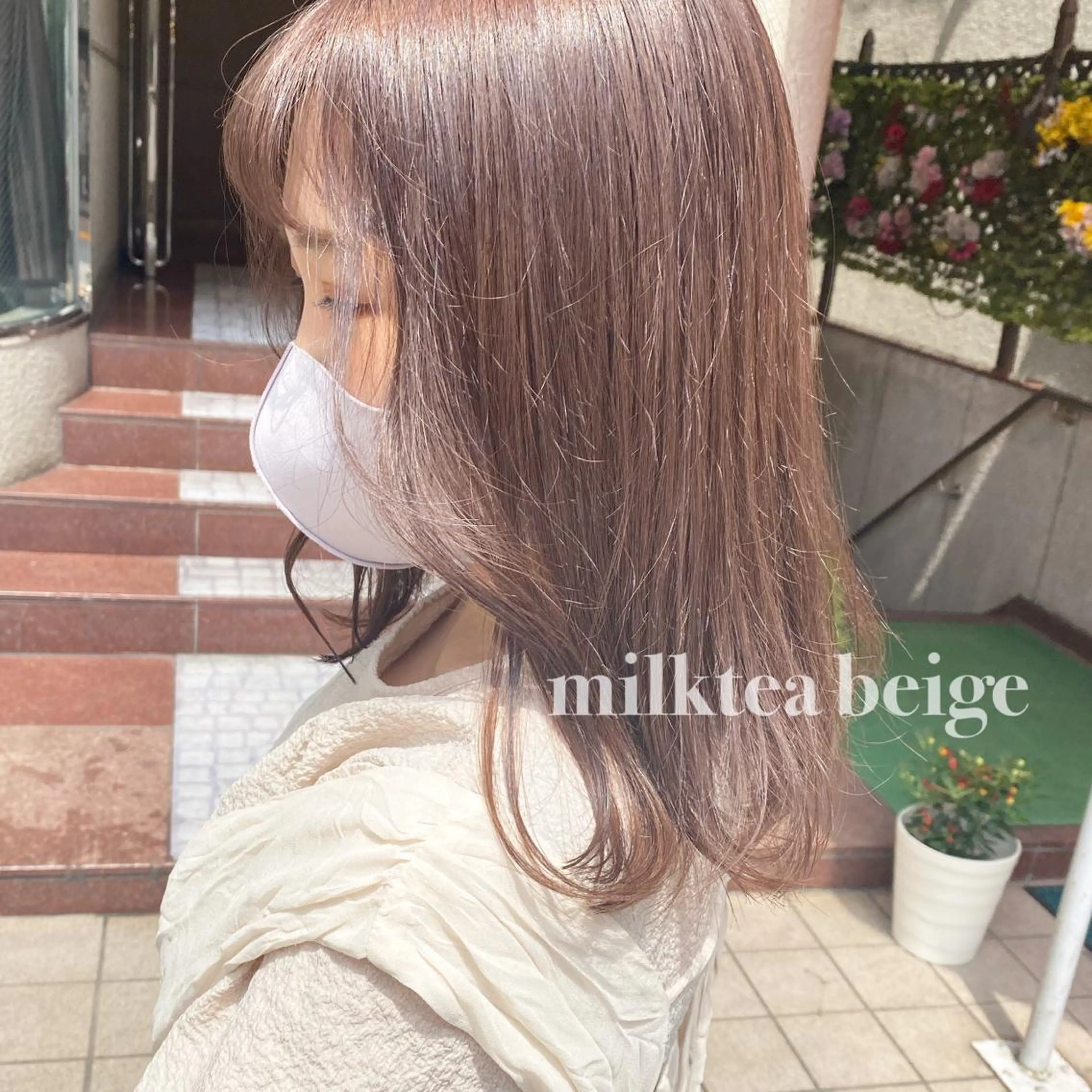 セミロング カラー ベージュカラー ラベンダーカラー ミルクティーベージュ カット ヘアカラー 似合わせ提案サラ艶♡ 彩華のヘアスタイル