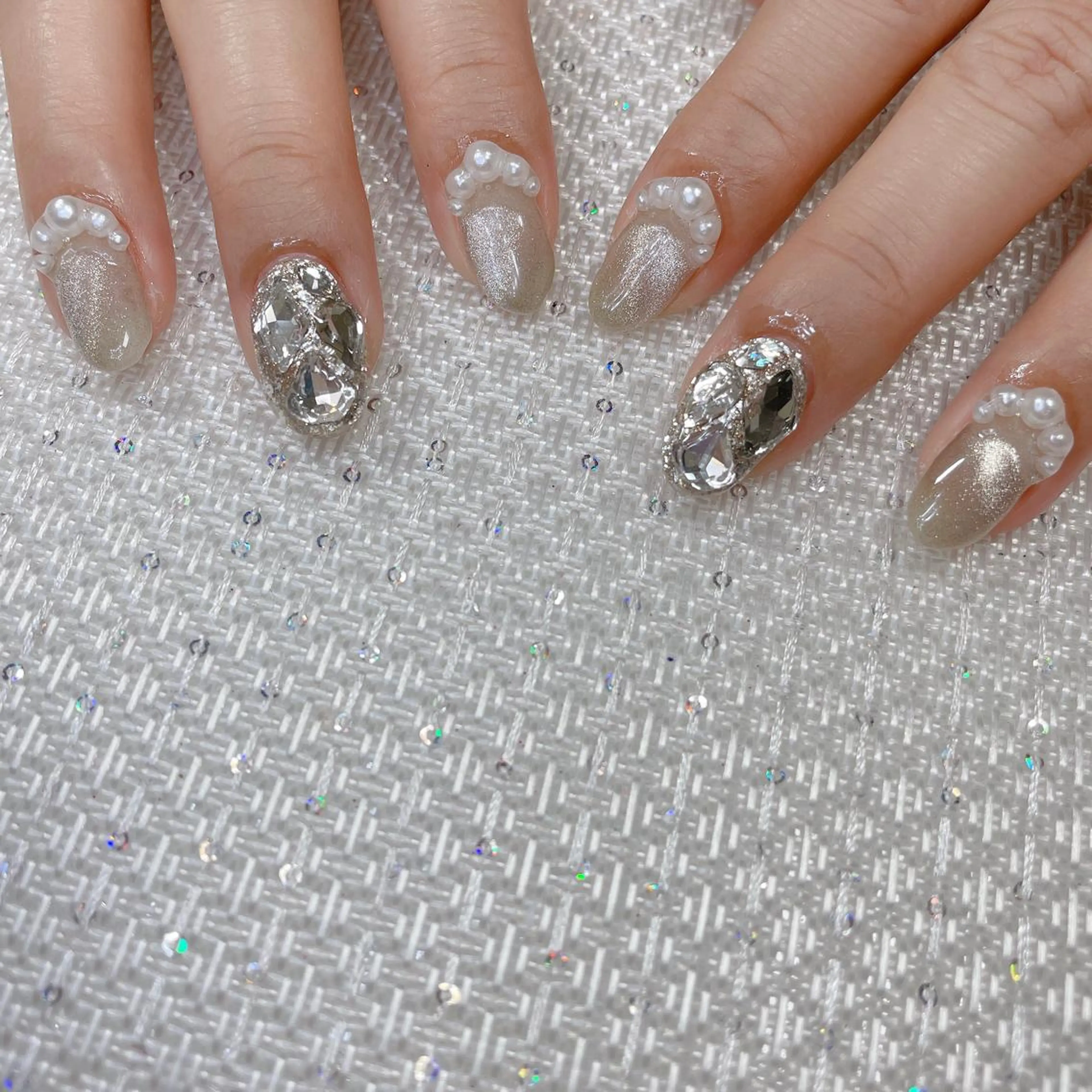 ネイル ハンドネイル MoonLight MIHOのネイルデザイン