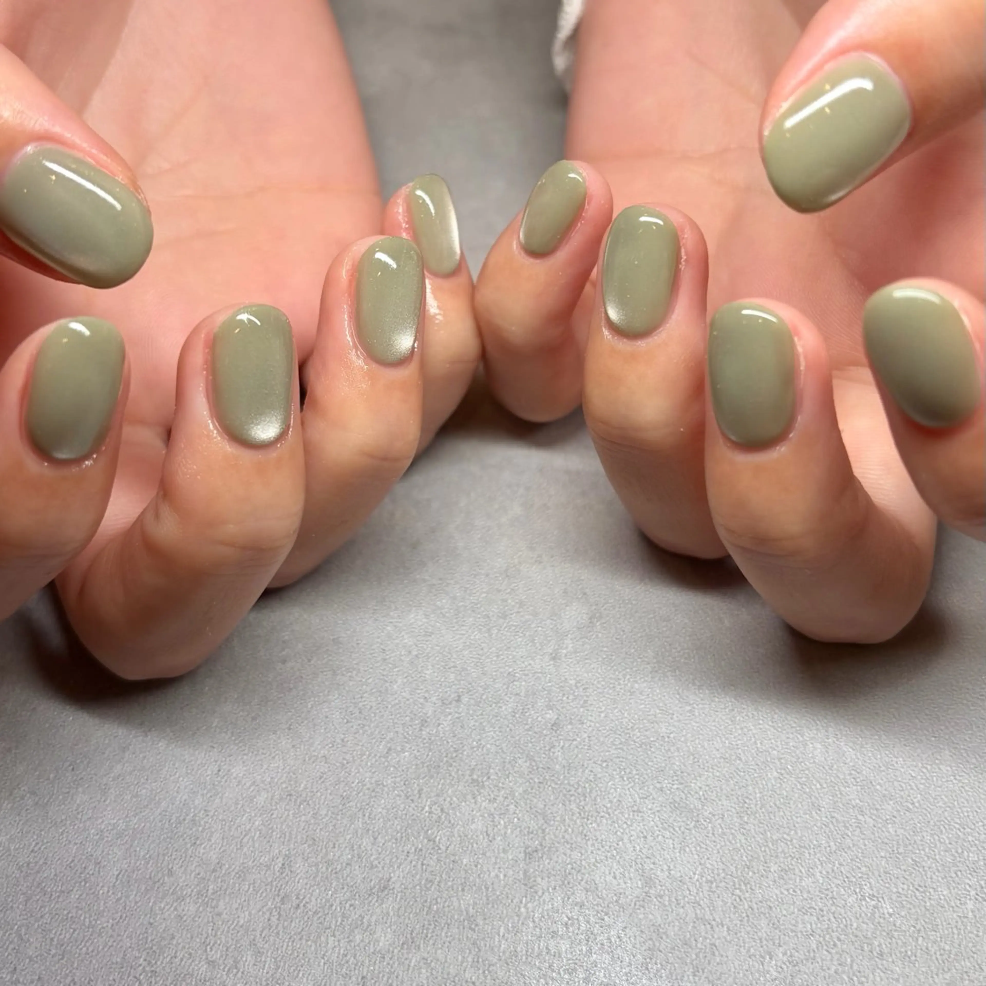 ネイル マグネットネイル ハンドネイル YUKO🩶 sofa立川のネイルデザイン