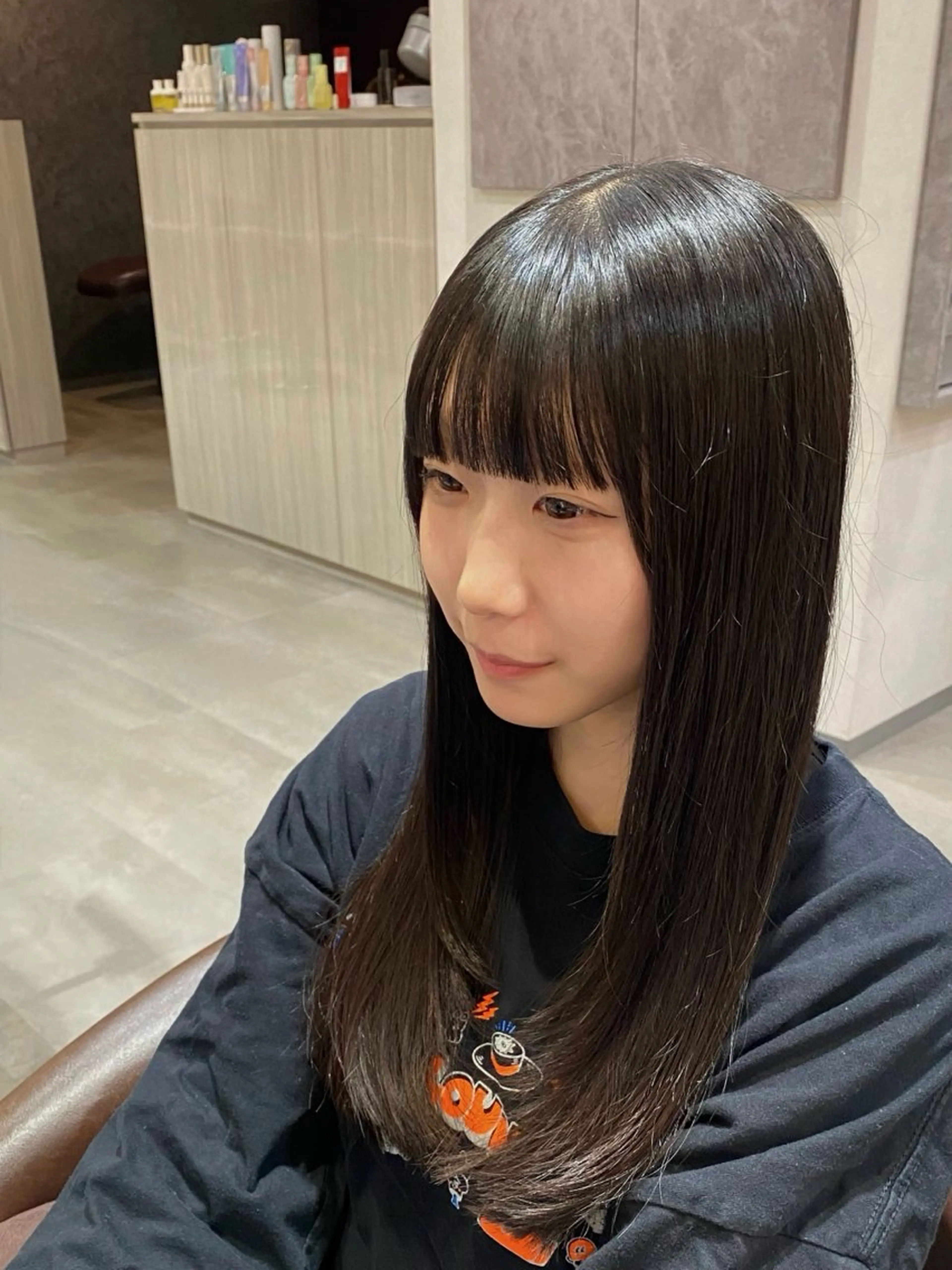 ロング 小西 由季乃のヘアスタイル