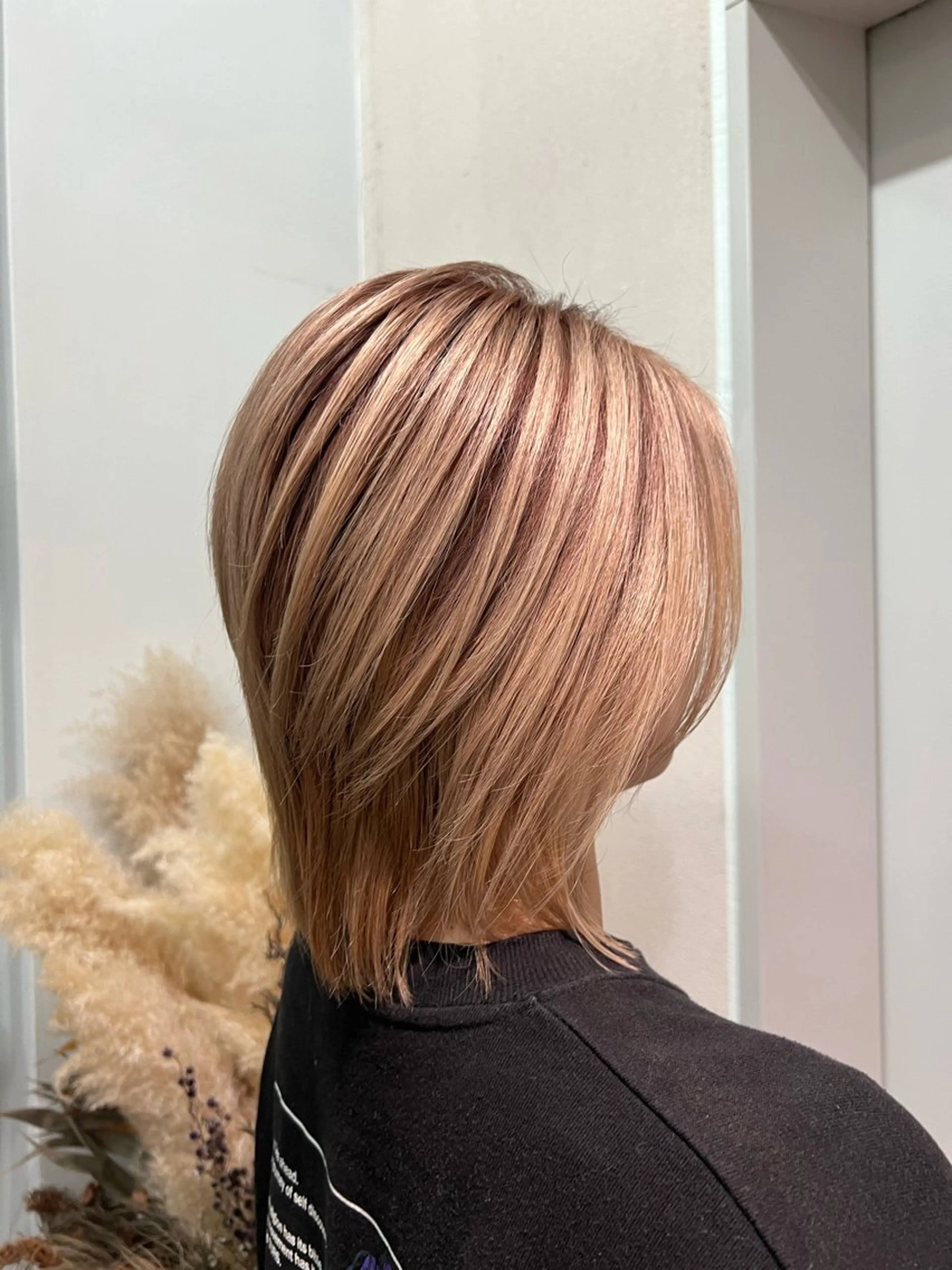 ミディアム カラー 透明感カラー/レイヤ ーhinata.のヘアスタイル